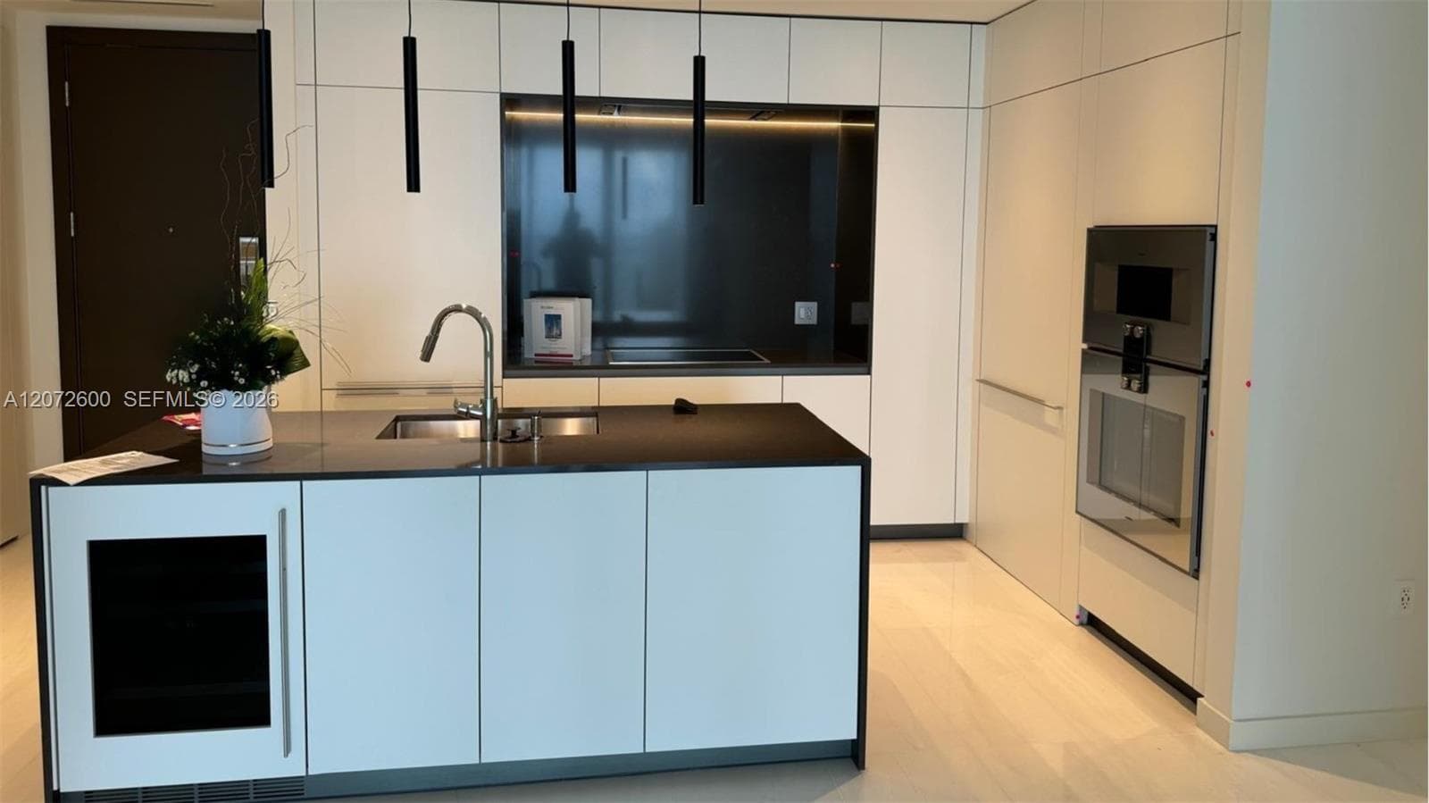 300 Biscayne Boulevard Way 1805W photo 11