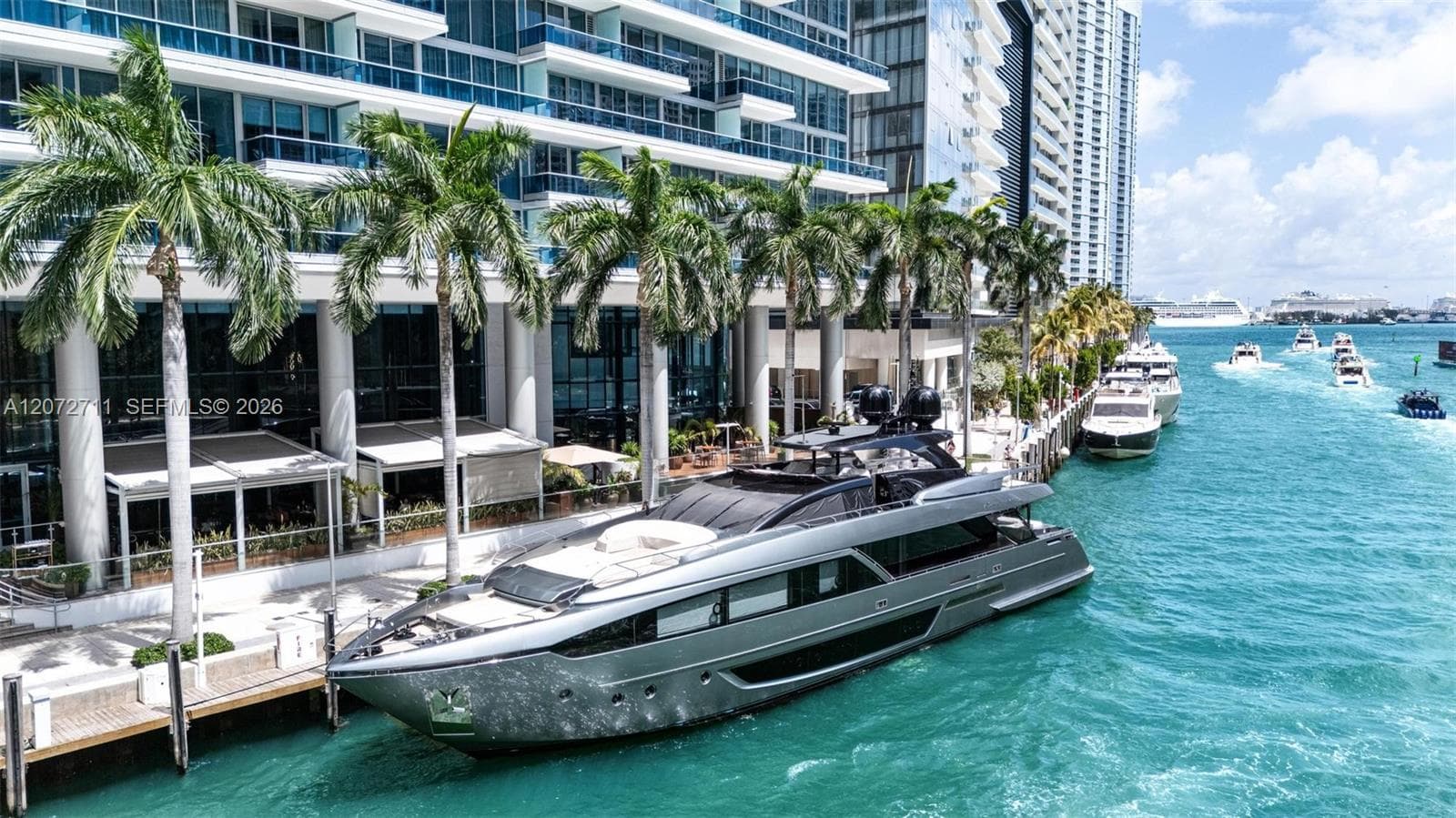 200 Biscayne Boulevard Way 3311 photo 1