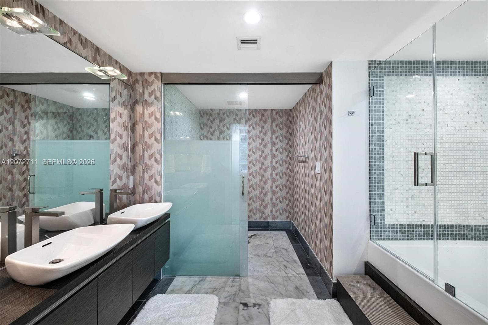 200 Biscayne Boulevard Way 3311 photo 11