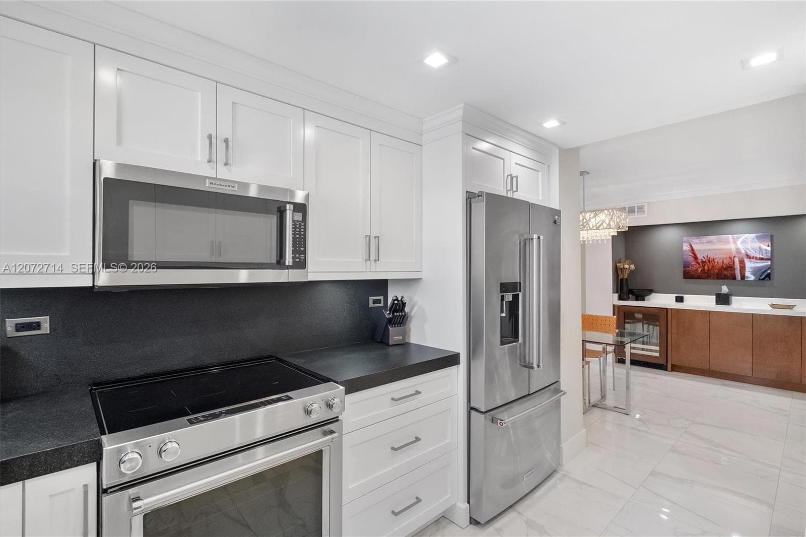5555 Collins Ave 16B photo 9