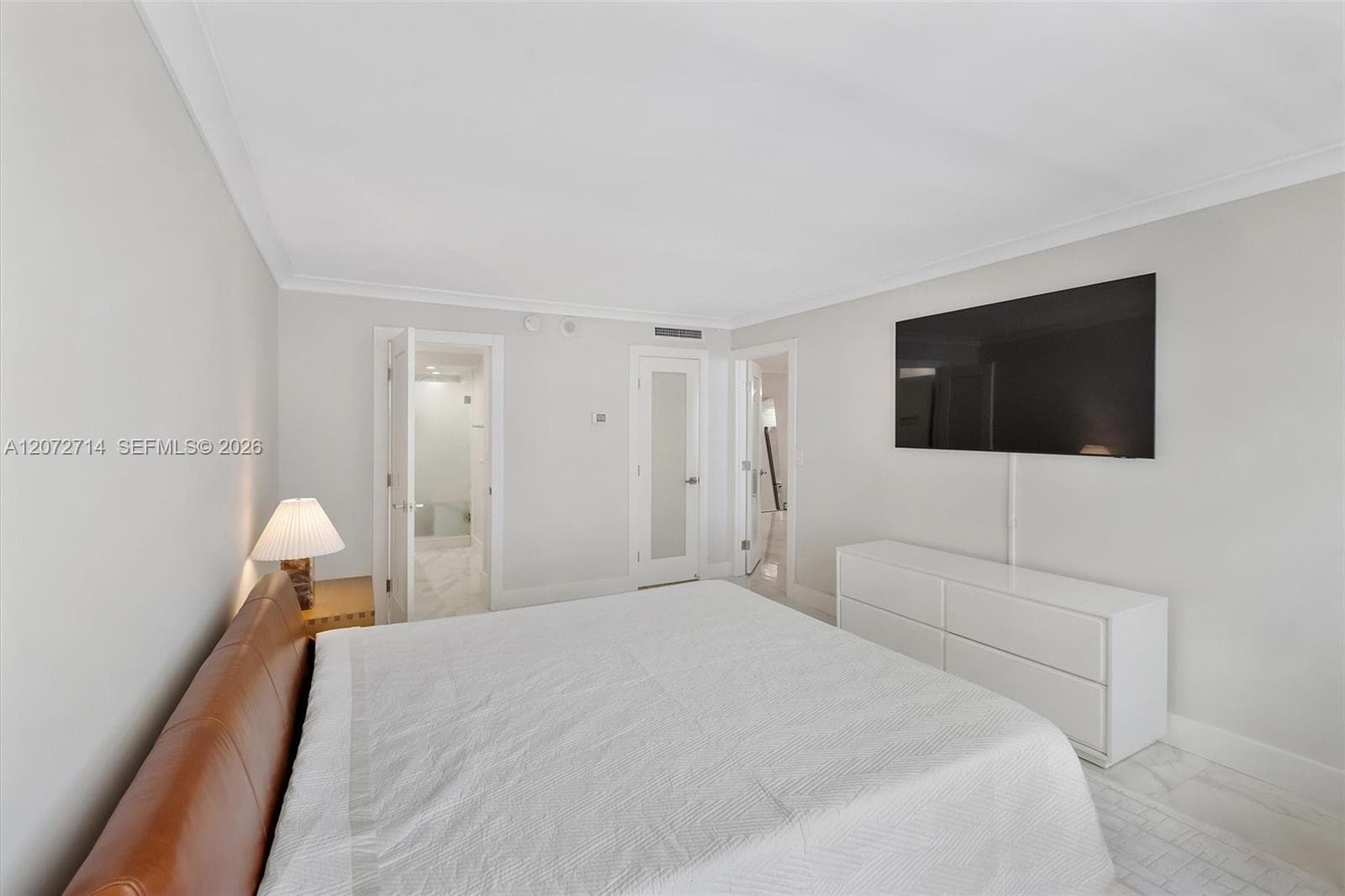 5555 Collins Ave 16B photo 18