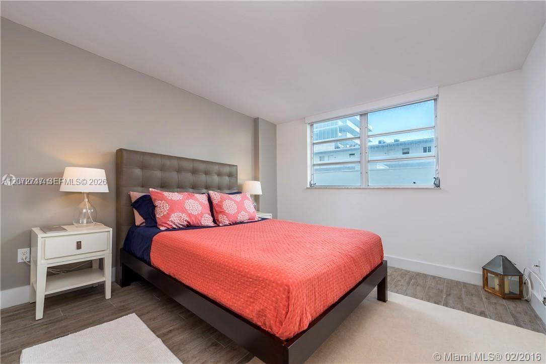 345 Ocean Dr 408 photo 13
