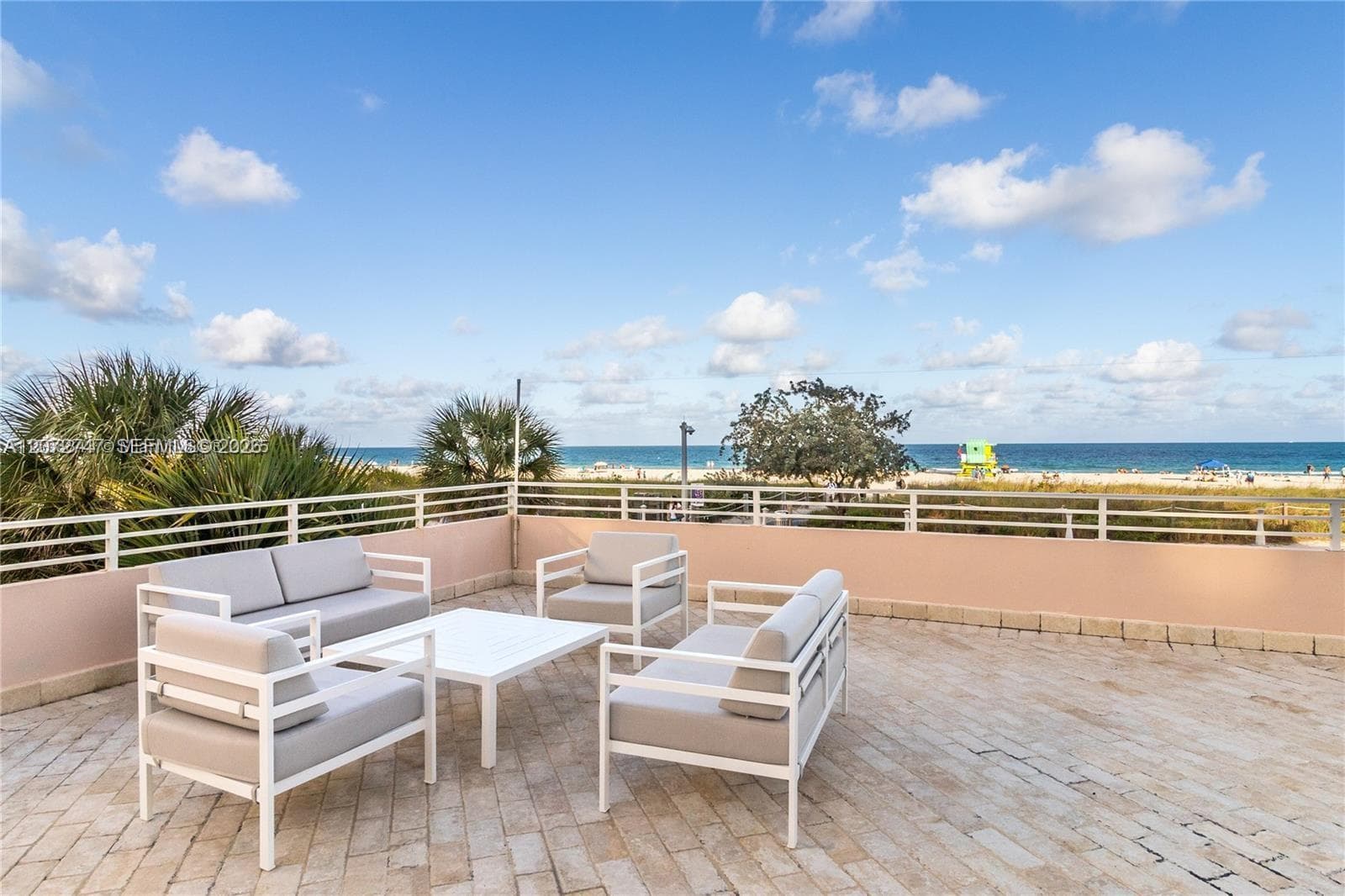 345 Ocean Dr 408 photo 18