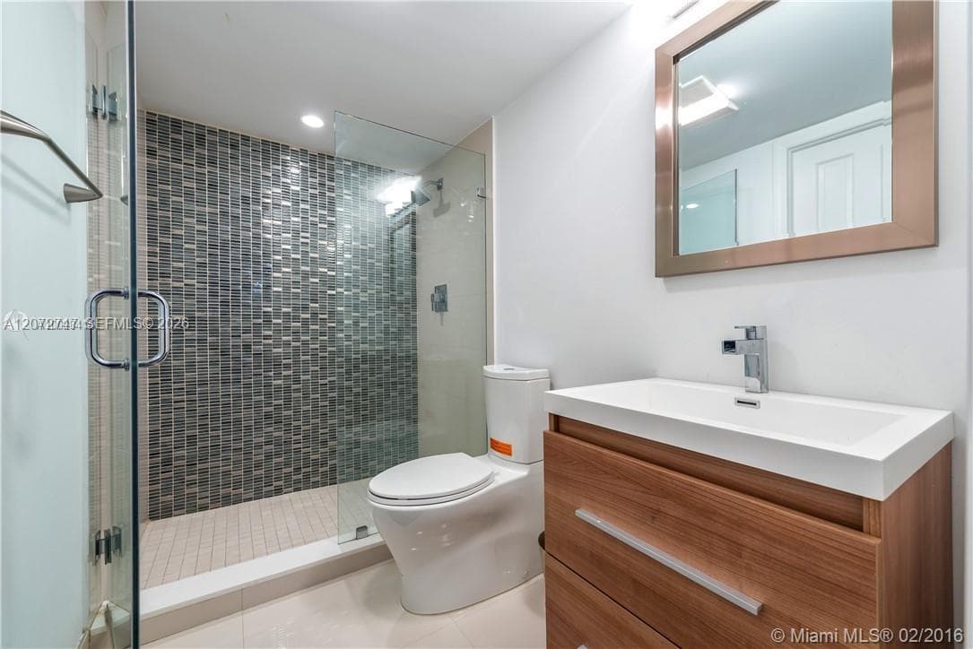 345 Ocean Dr 408 photo 15