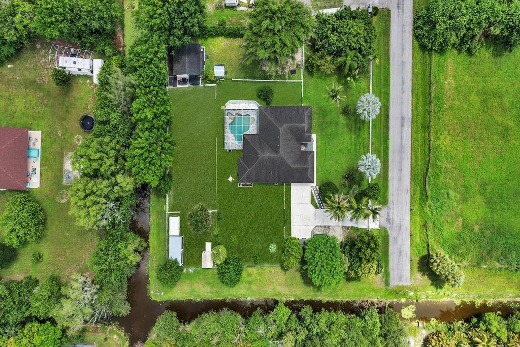 16137 E Aintree Drive photo 3