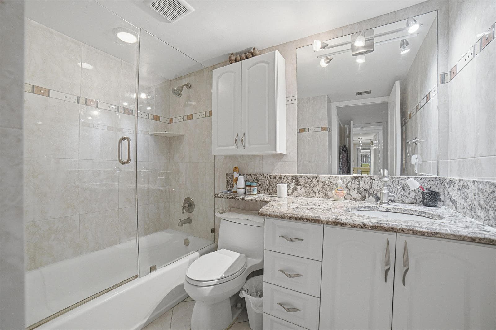 3200 N OCEAN Drive 104 photo 14