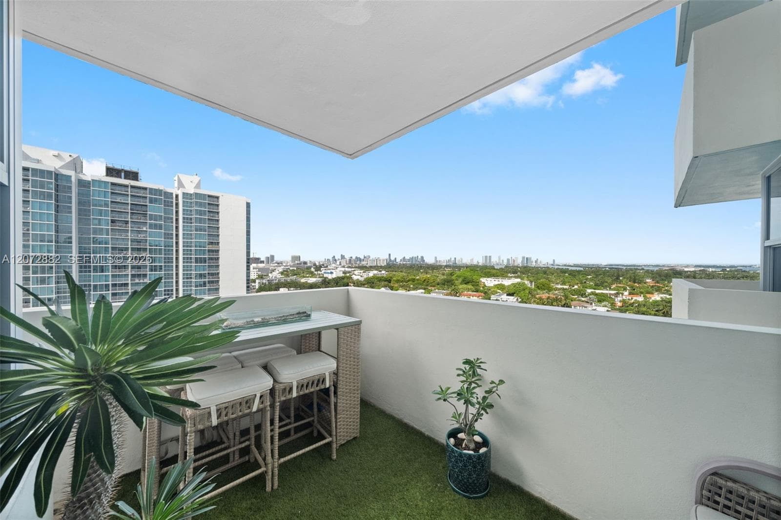 2899 Collins Ave 1624 photo 10
