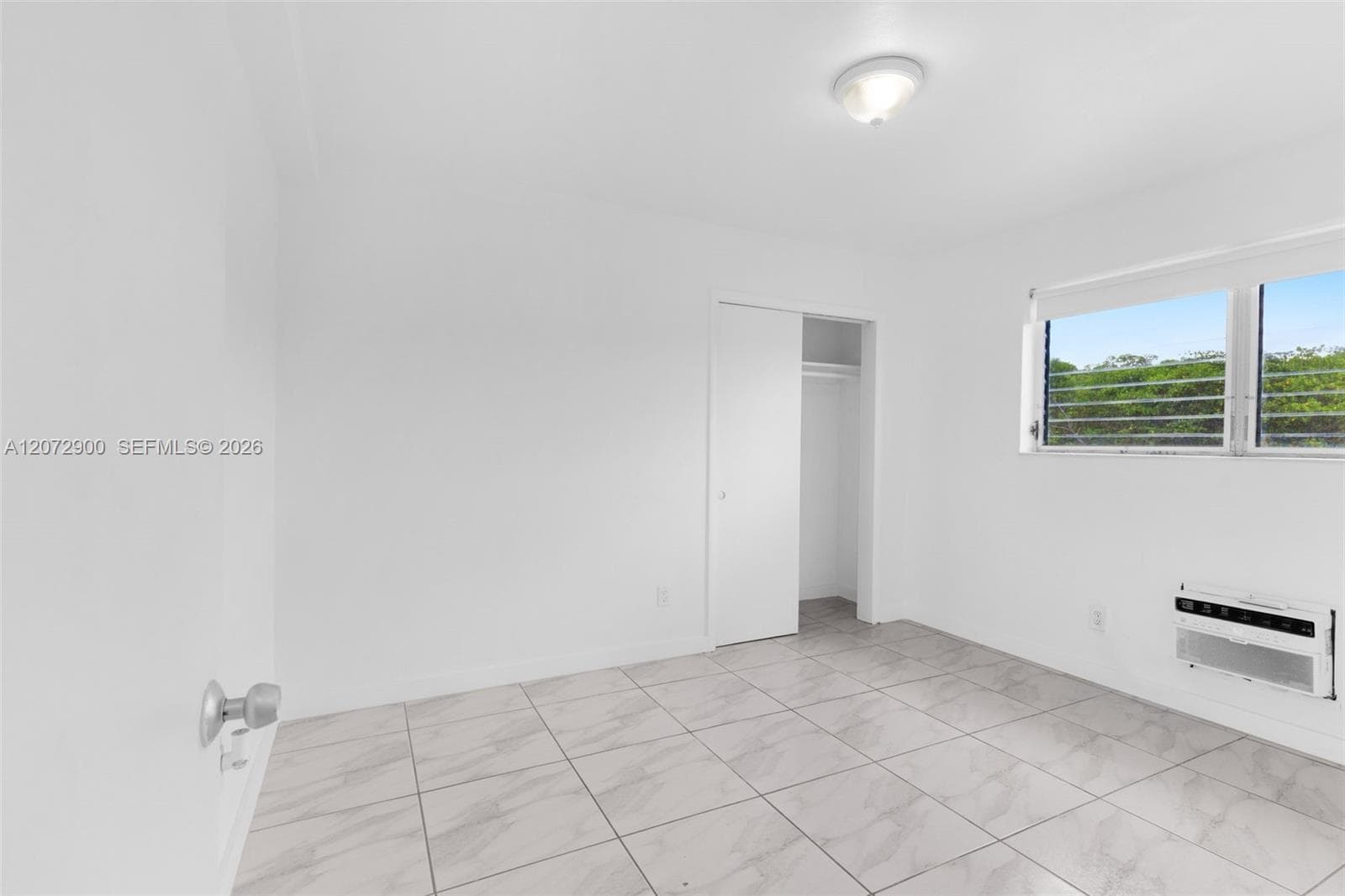 2700 NE 135 street 43 photo 2