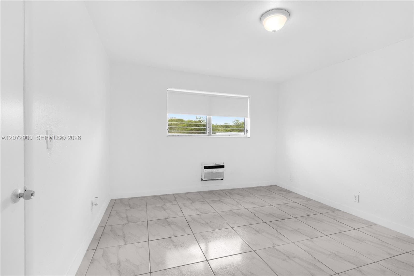 2700 NE 135 street 43 photo 7