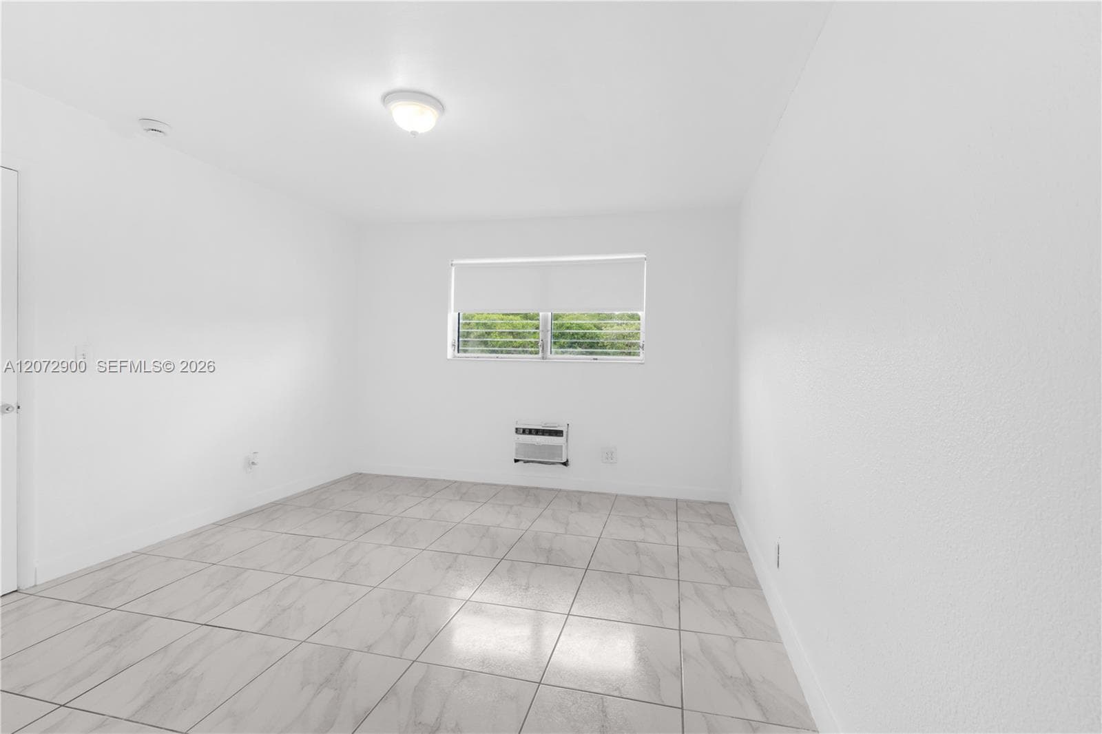 2700 NE 135 street 43 photo 8