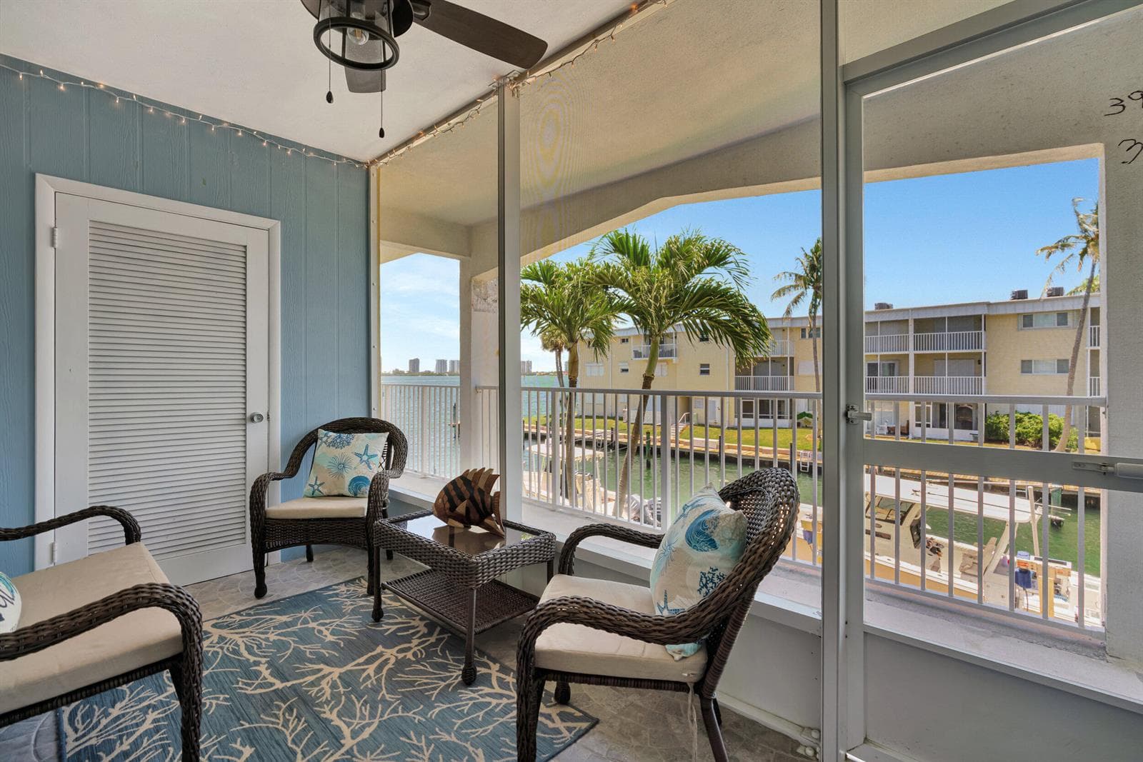 110 SHORE Court 201 photo 1