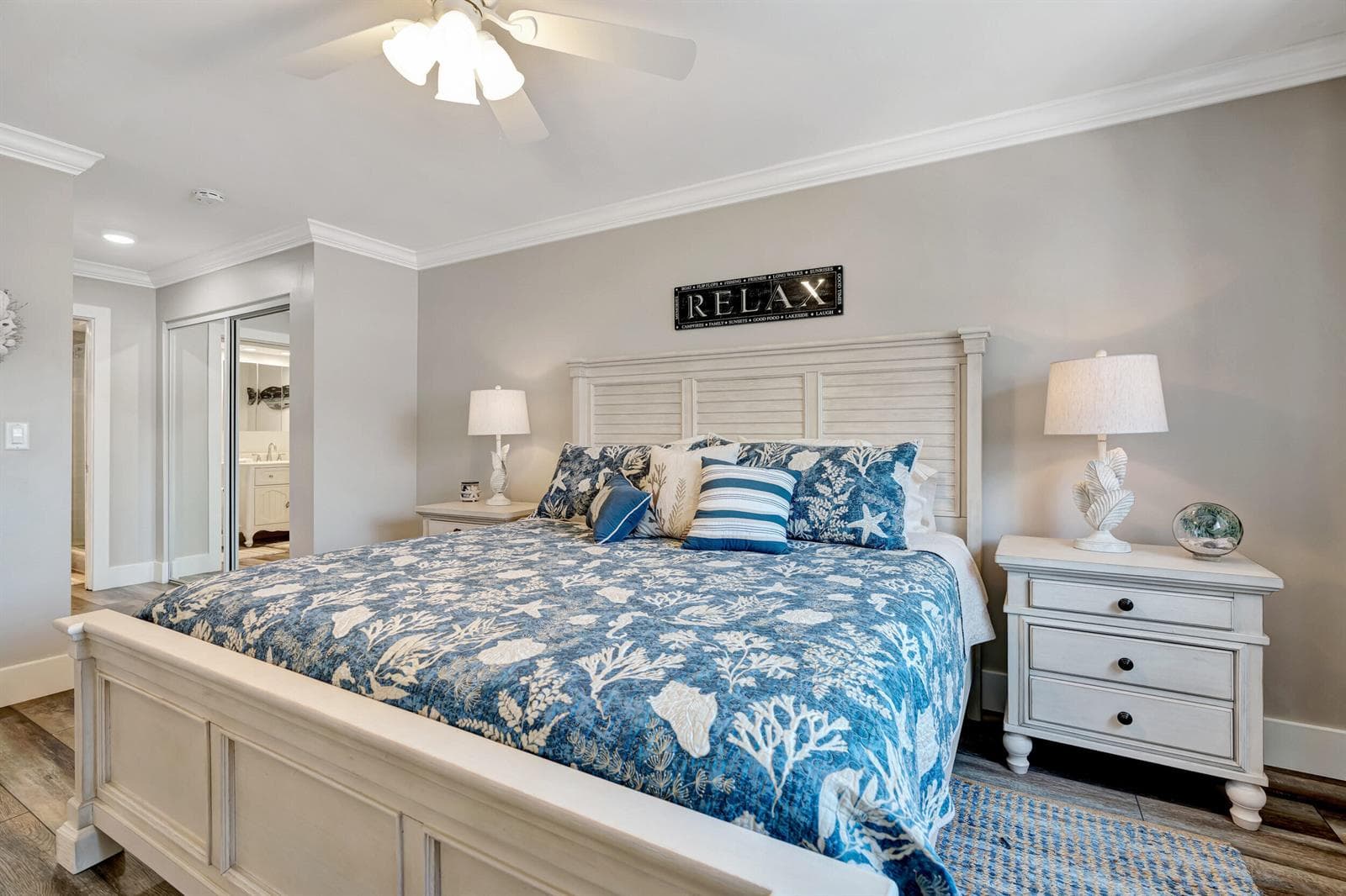 110 SHORE Court 201 photo 20