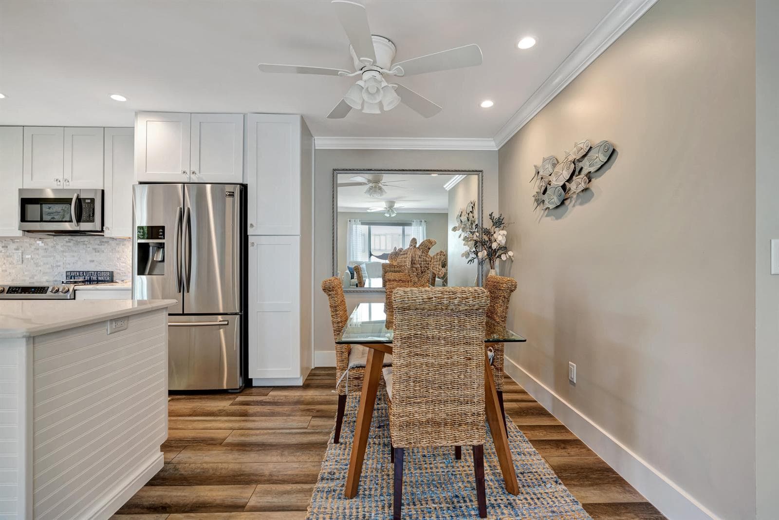 110 SHORE Court 201 photo 19