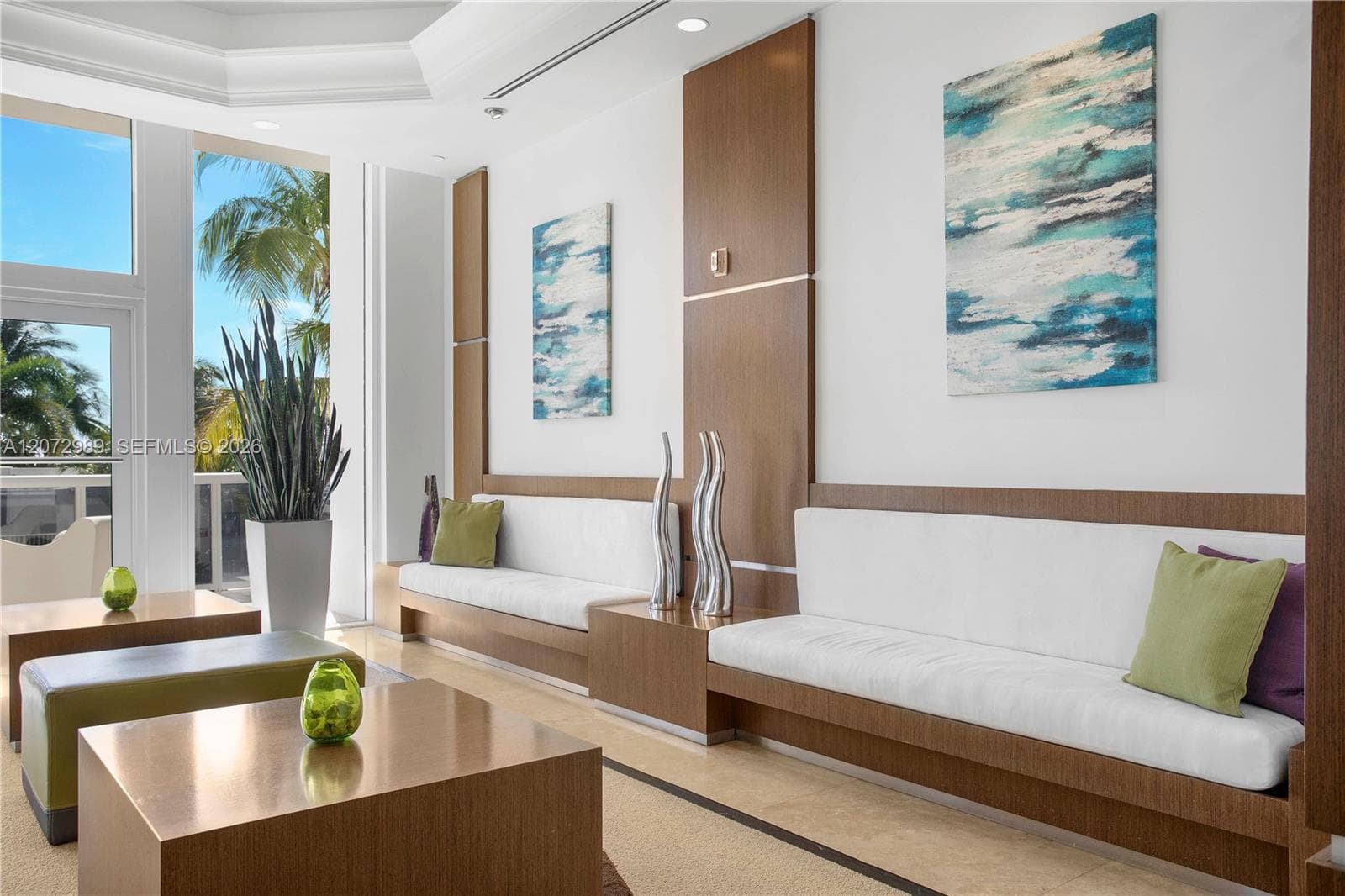 4775 Collins Ave 502 photo 8