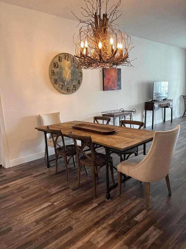 12 HARBOUR ISLE Drive W 306 photo 7