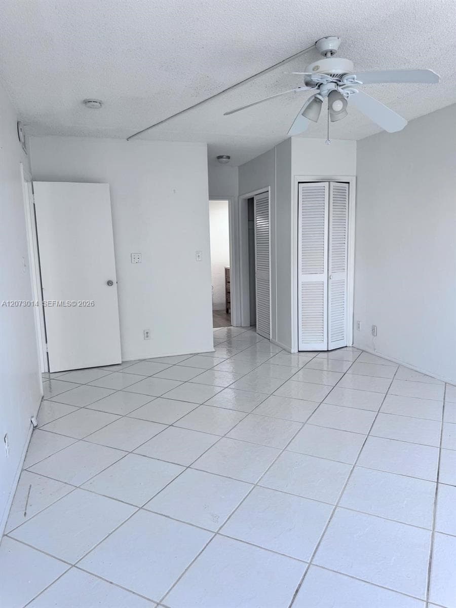 4010 Galt Ocean Dr 1411 photo 20