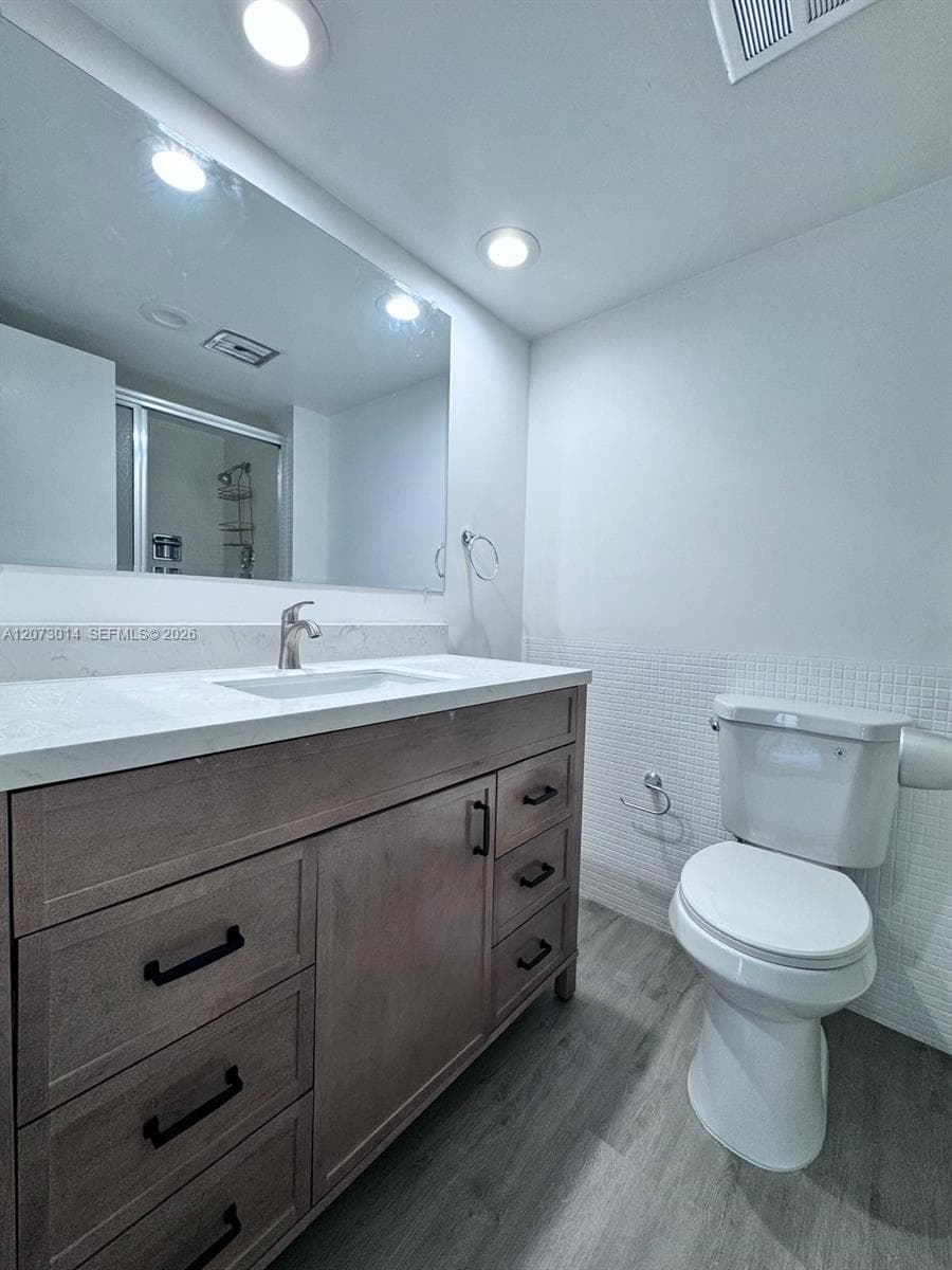 4010 Galt Ocean Dr 1411 photo 21
