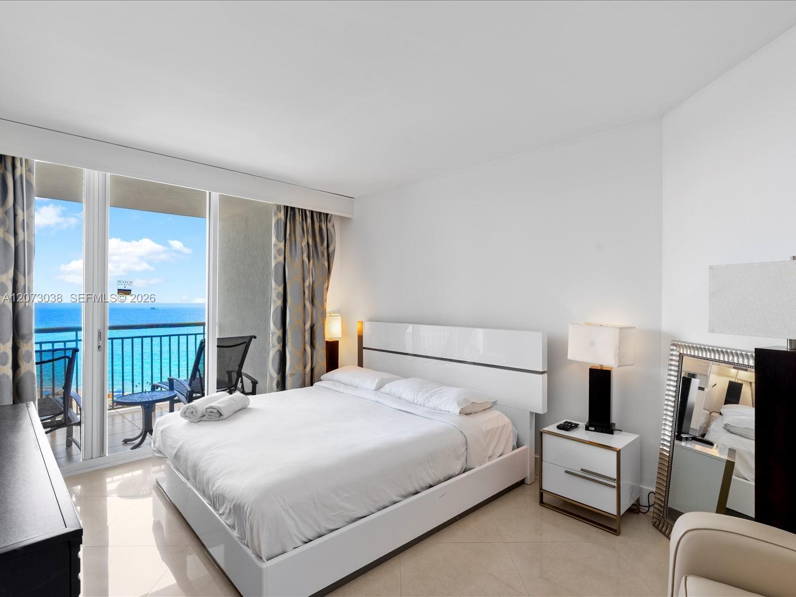 17375 Collins Ave 808 photo 23