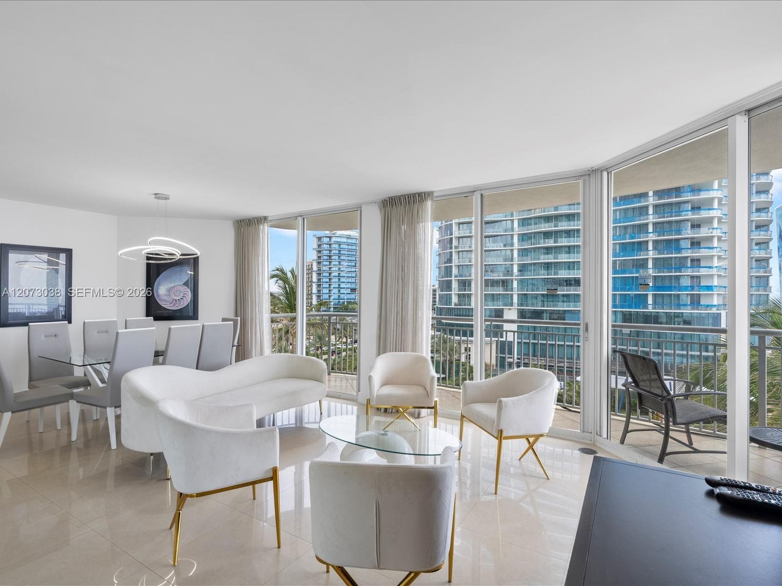 17375 Collins Ave 808 photo 9