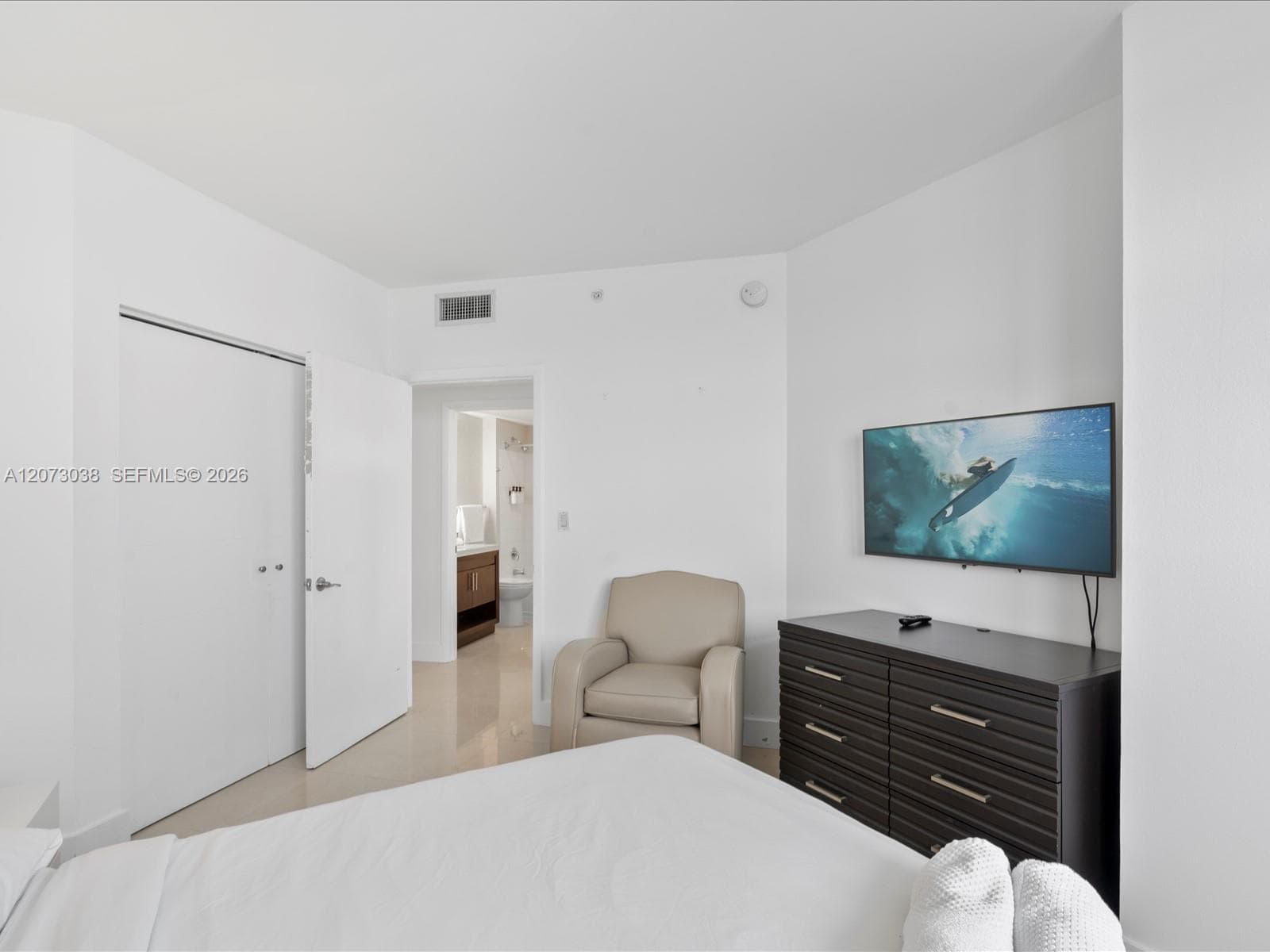 17375 Collins Ave 808 photo 19