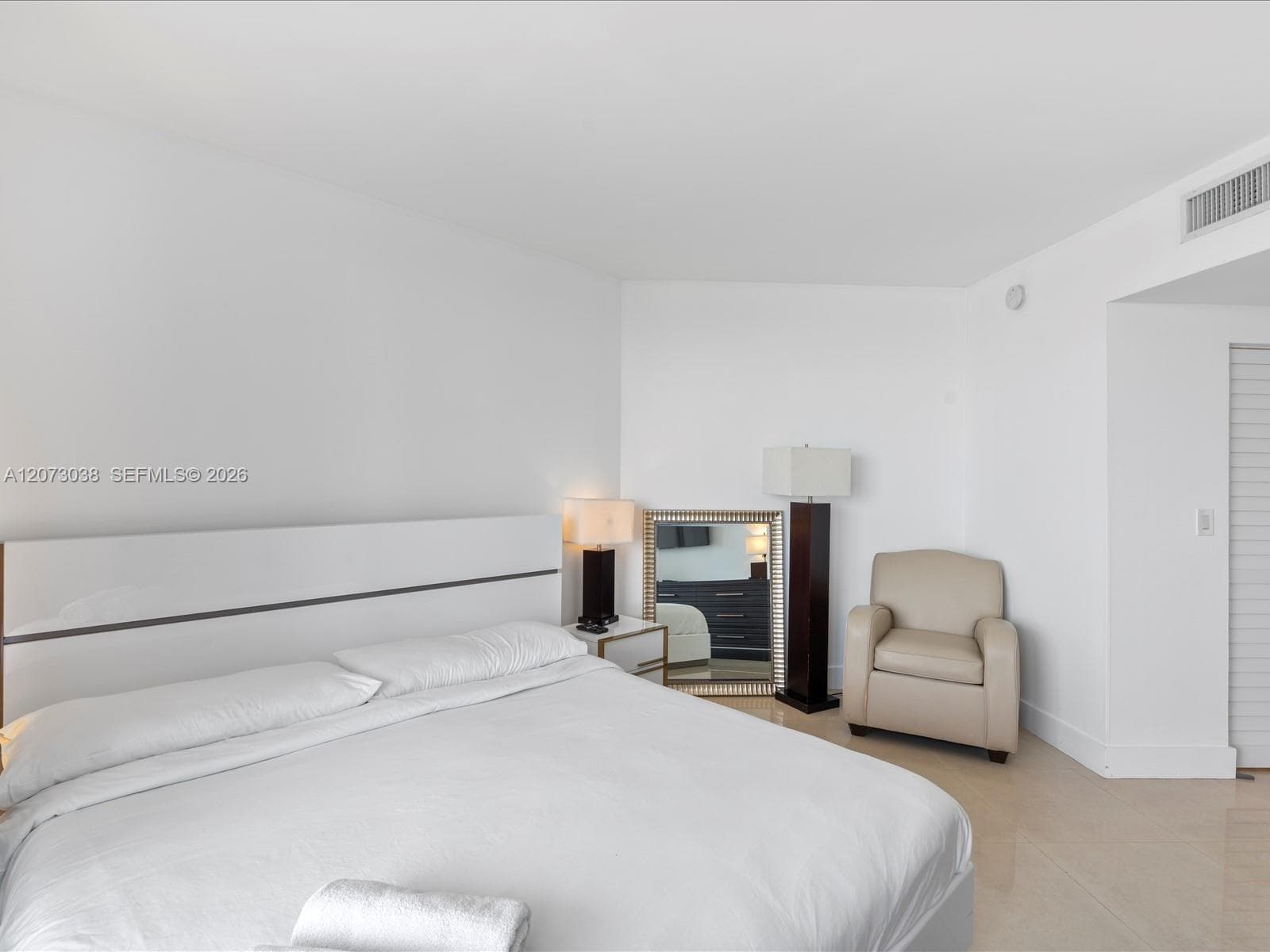17375 Collins Ave 808 photo 25