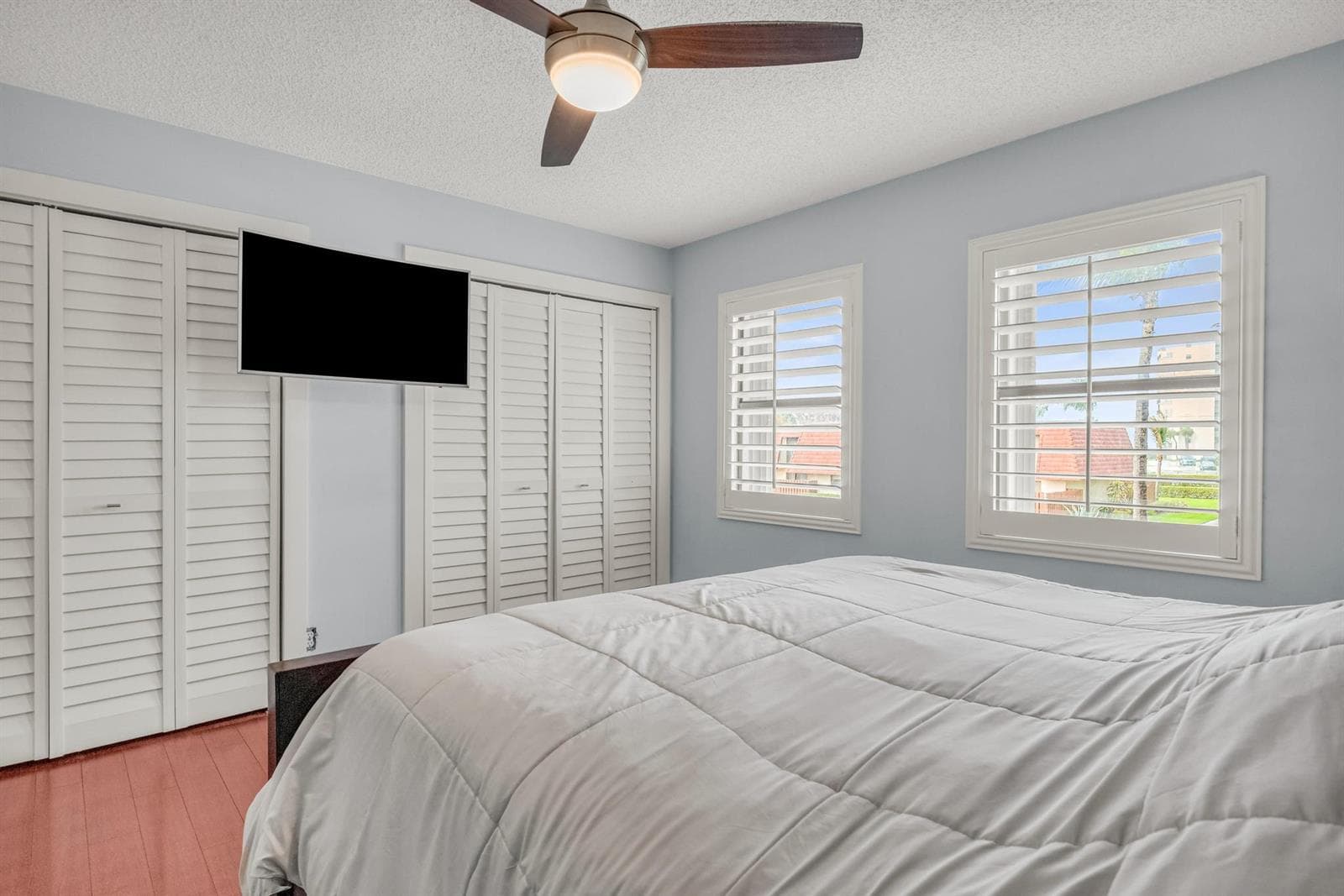 9409 S OCEAN Drive 31 photo 22