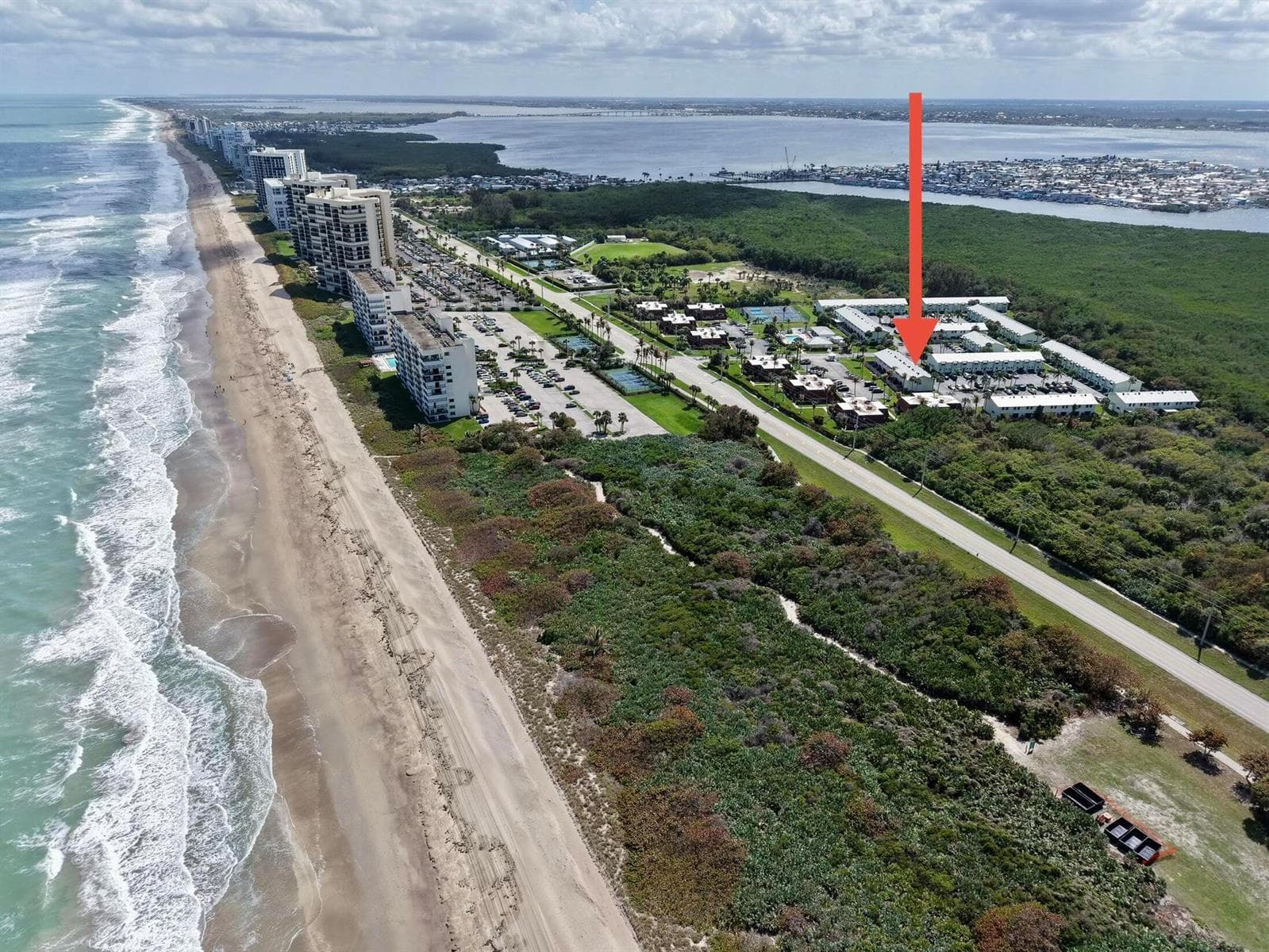 9409 S OCEAN Drive 31 photo 5