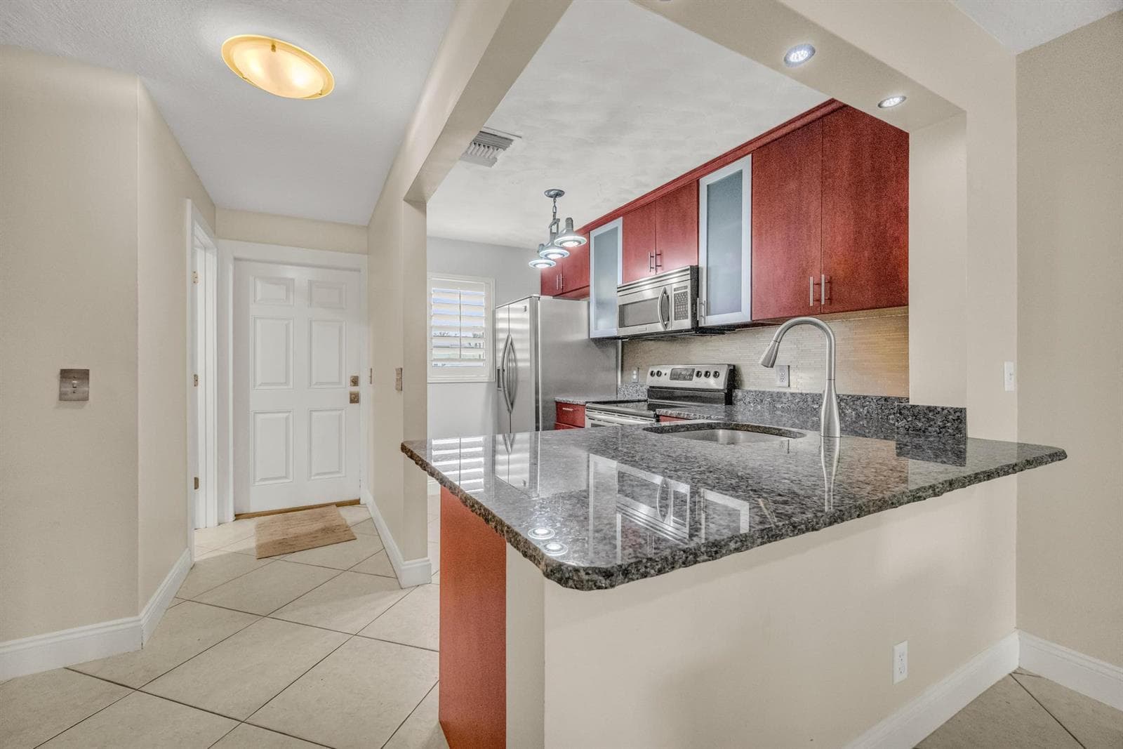 9409 S OCEAN Drive 31 photo 10