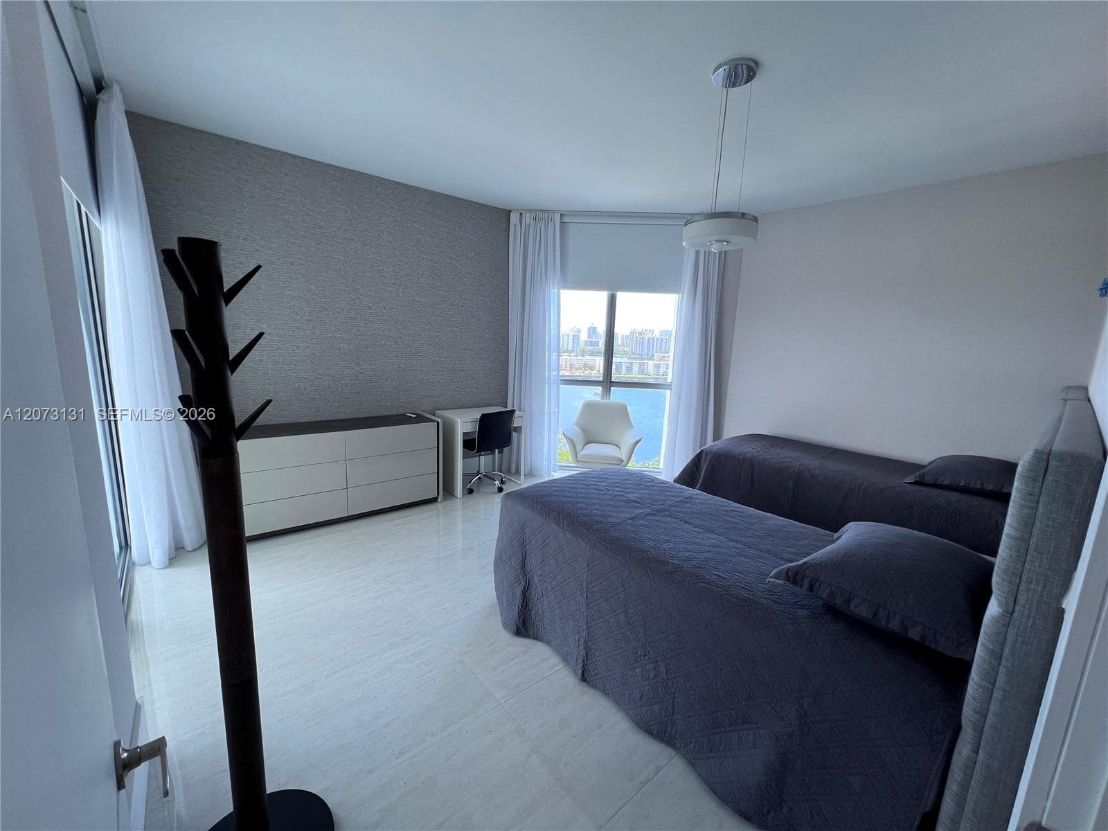 17301 Biscayne Blvd 1402 photo 6