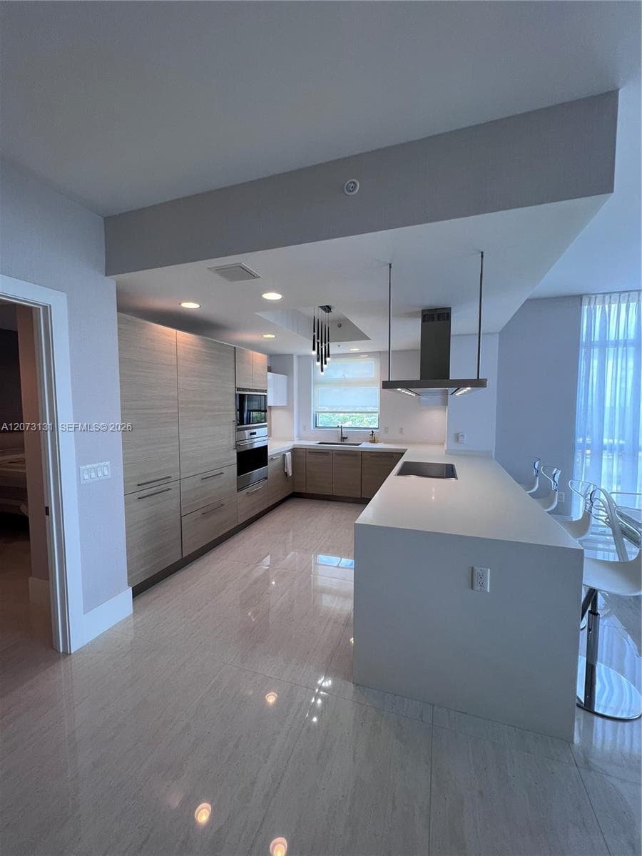 17301 Biscayne Blvd 1402 photo 16
