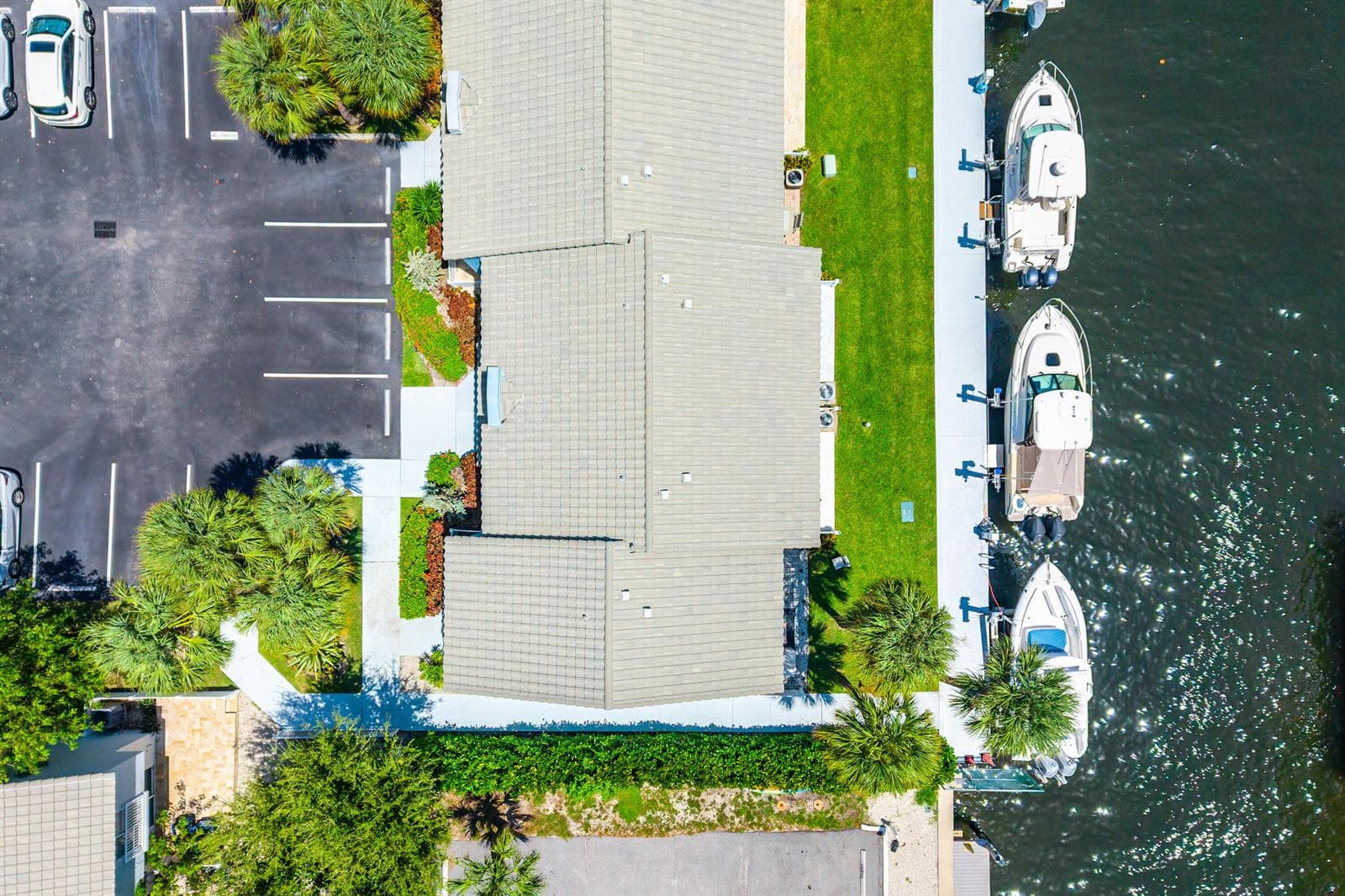 968 Jeffery Street photo 23