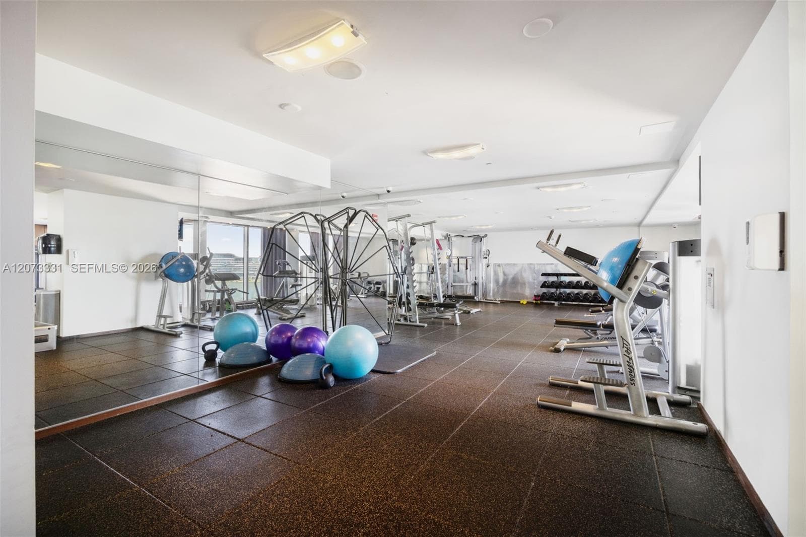 335 S Biscayne Blvd 2805 photo 22