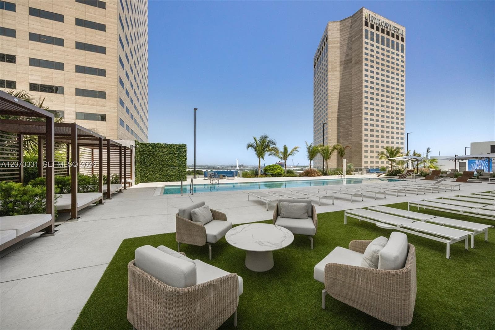 335 S Biscayne Blvd 2805 photo 24