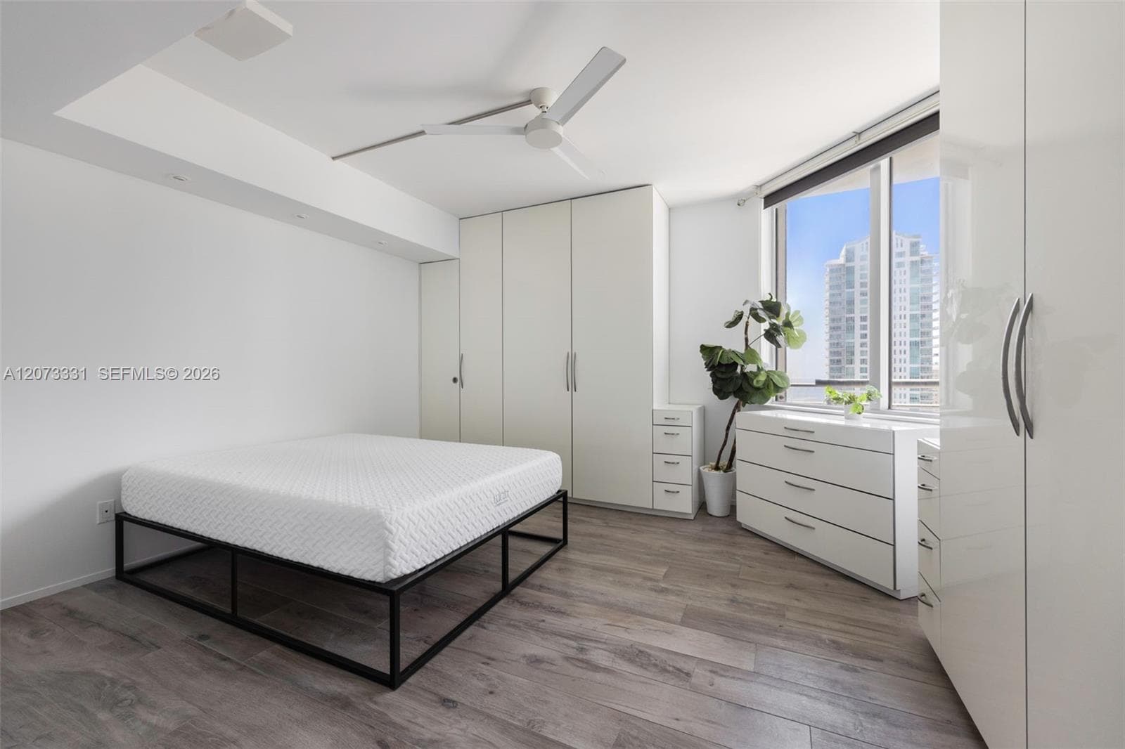335 S Biscayne Blvd 2805 photo 15