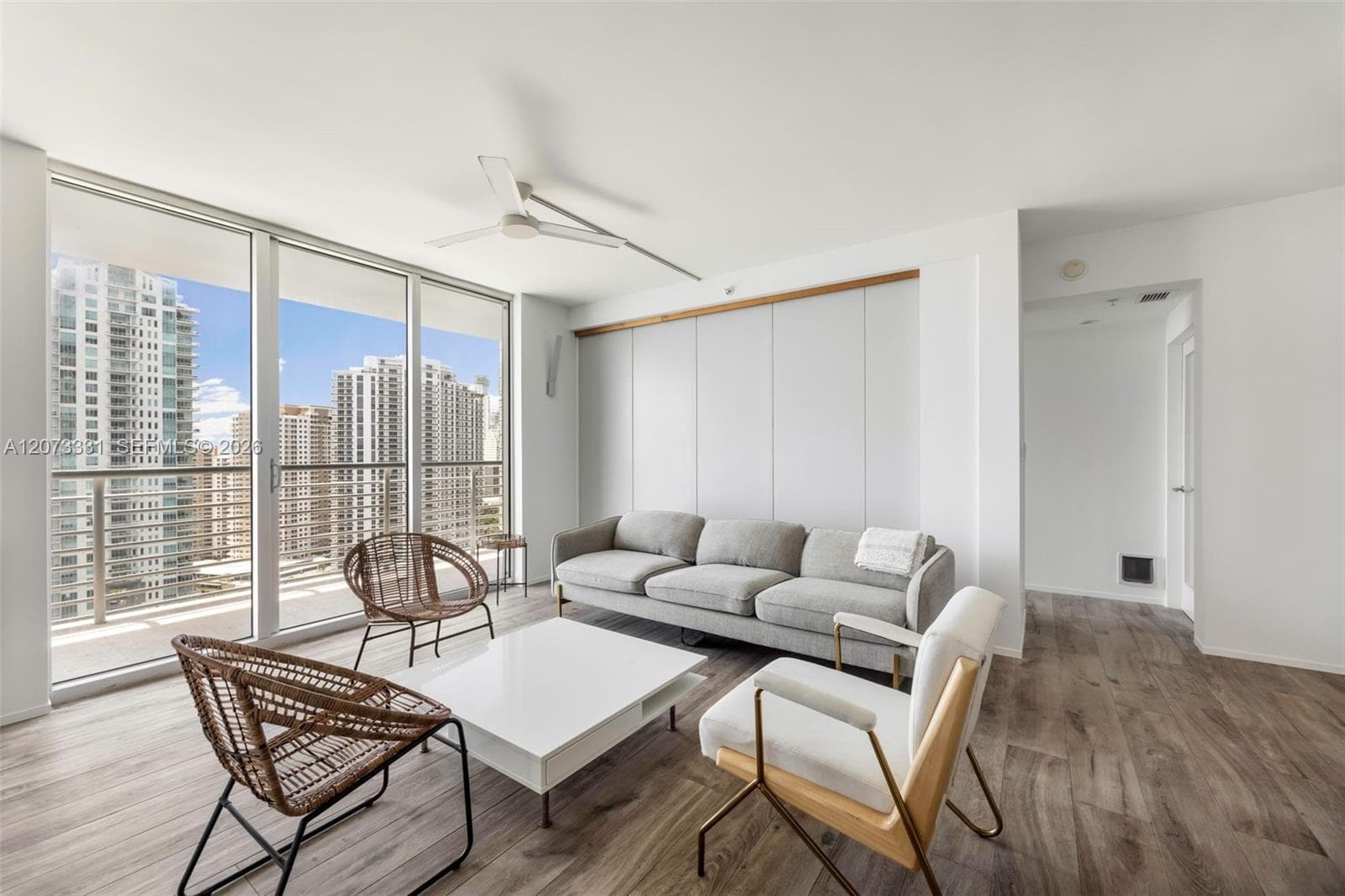 335 S Biscayne Blvd 2805 photo 8