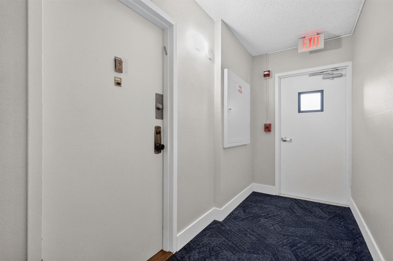 2500 NE 135TH Street C1011 photo 3