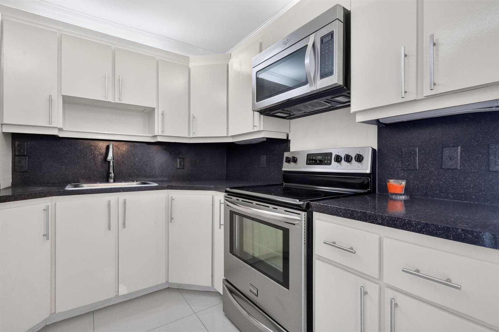 2500 NE 135TH Street C1011 photo 11