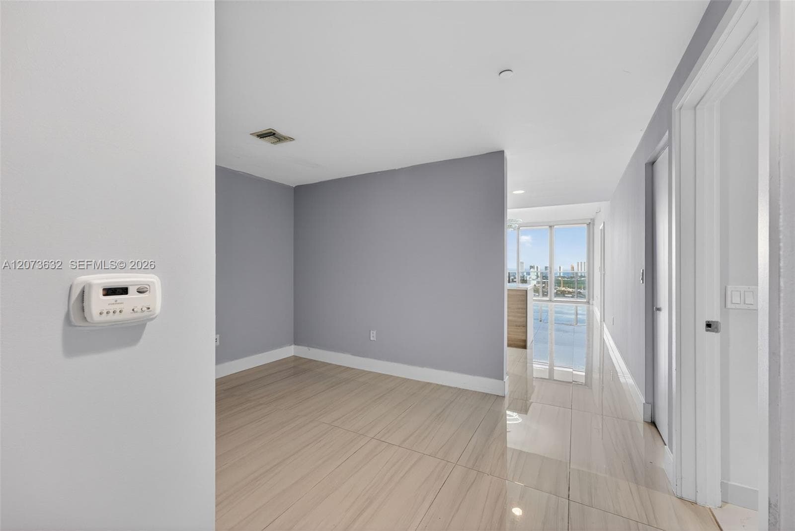 16385 Biscayne Blvd 2920 photo 22