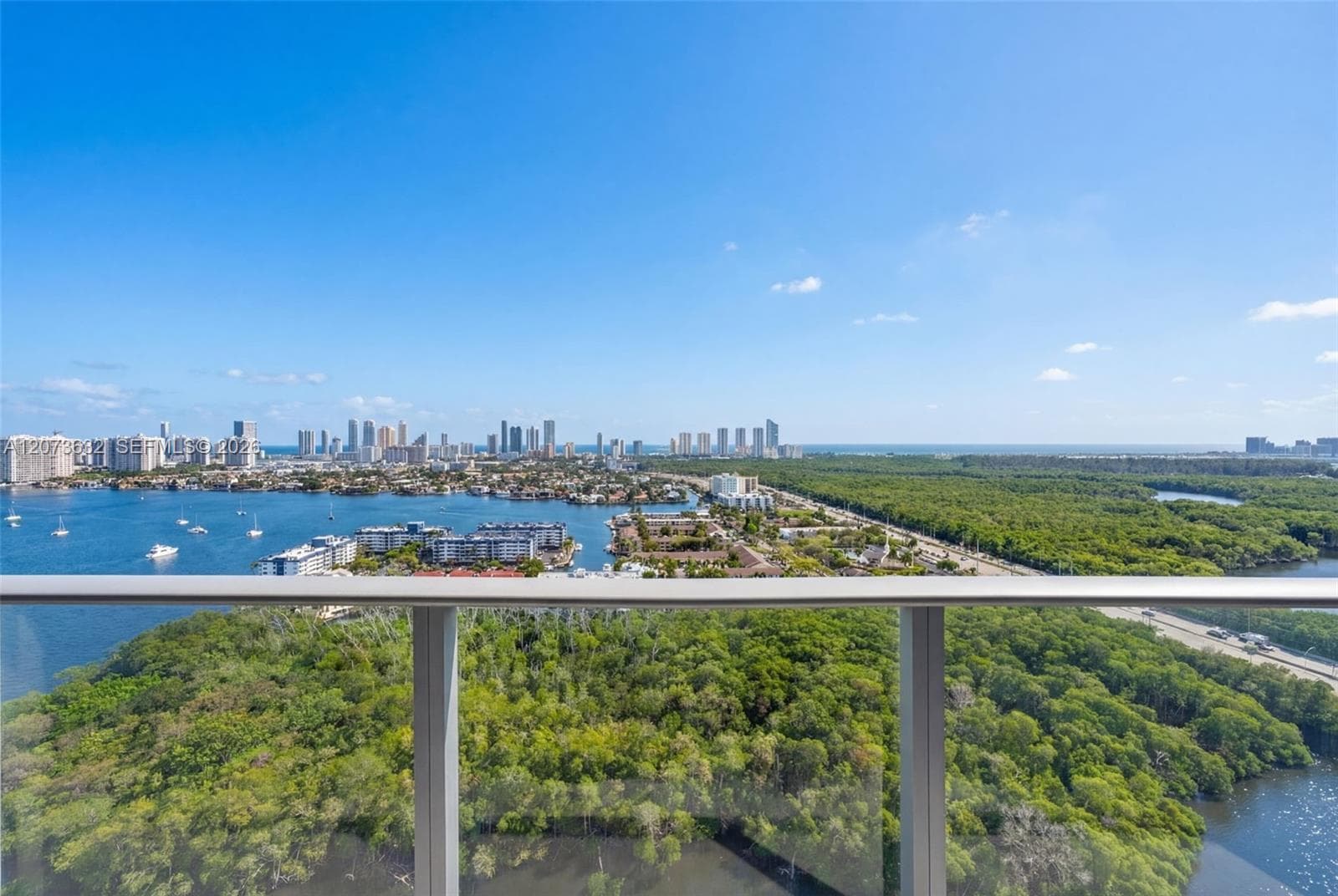 16385 Biscayne Blvd 2920 photo 1