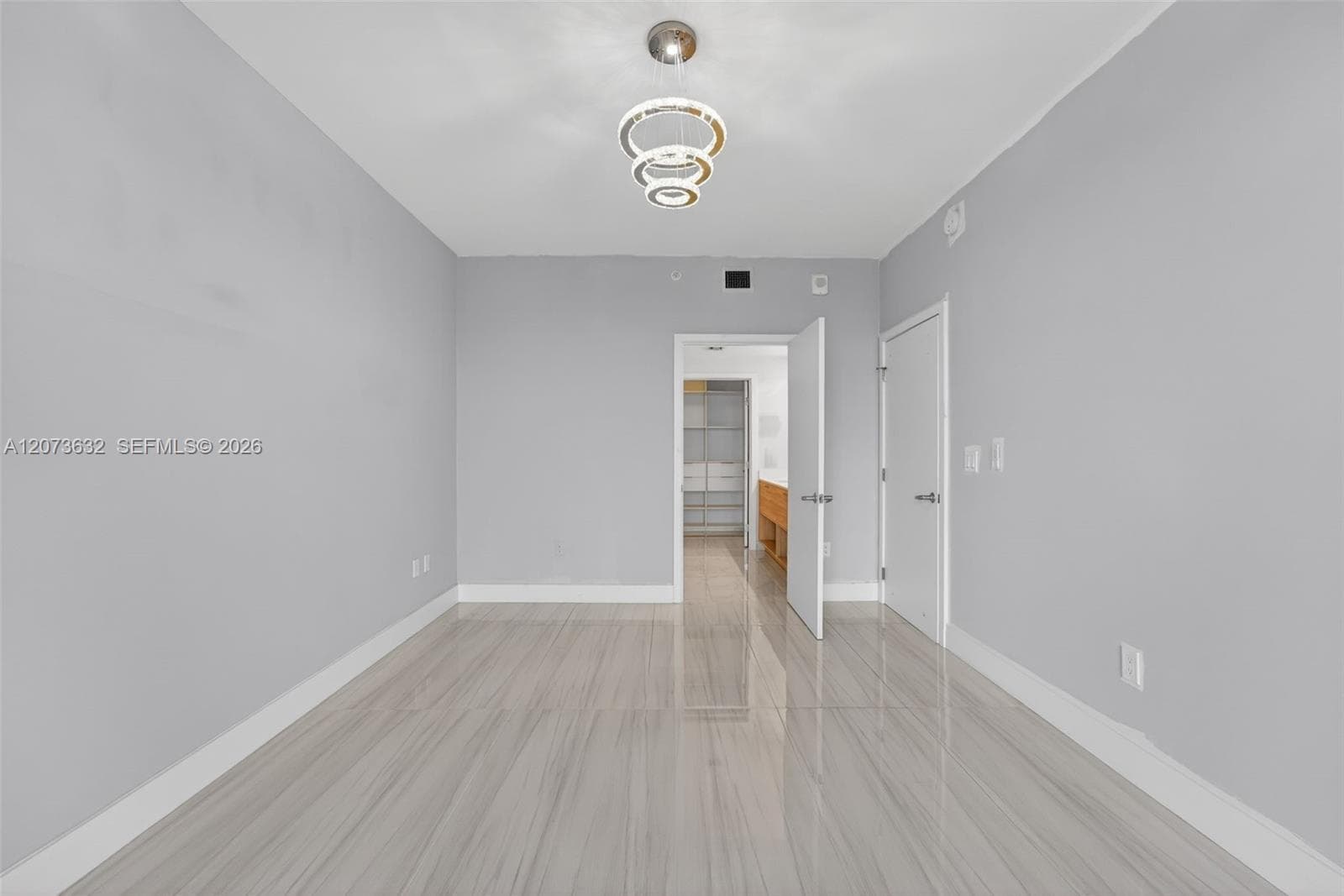 16385 Biscayne Blvd 2920 photo 15