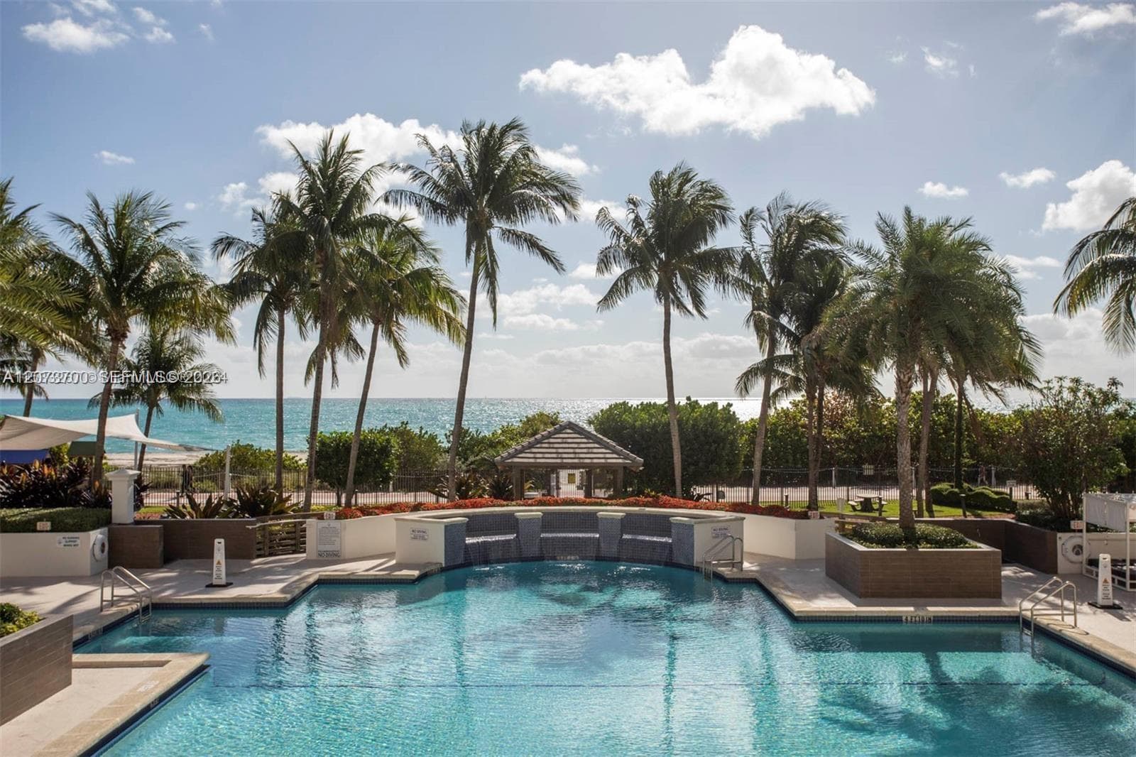 4779 Collins Ave 1005 photo 22