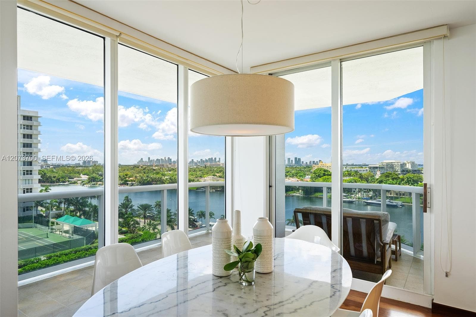 4779 Collins Ave 1005 photo 11