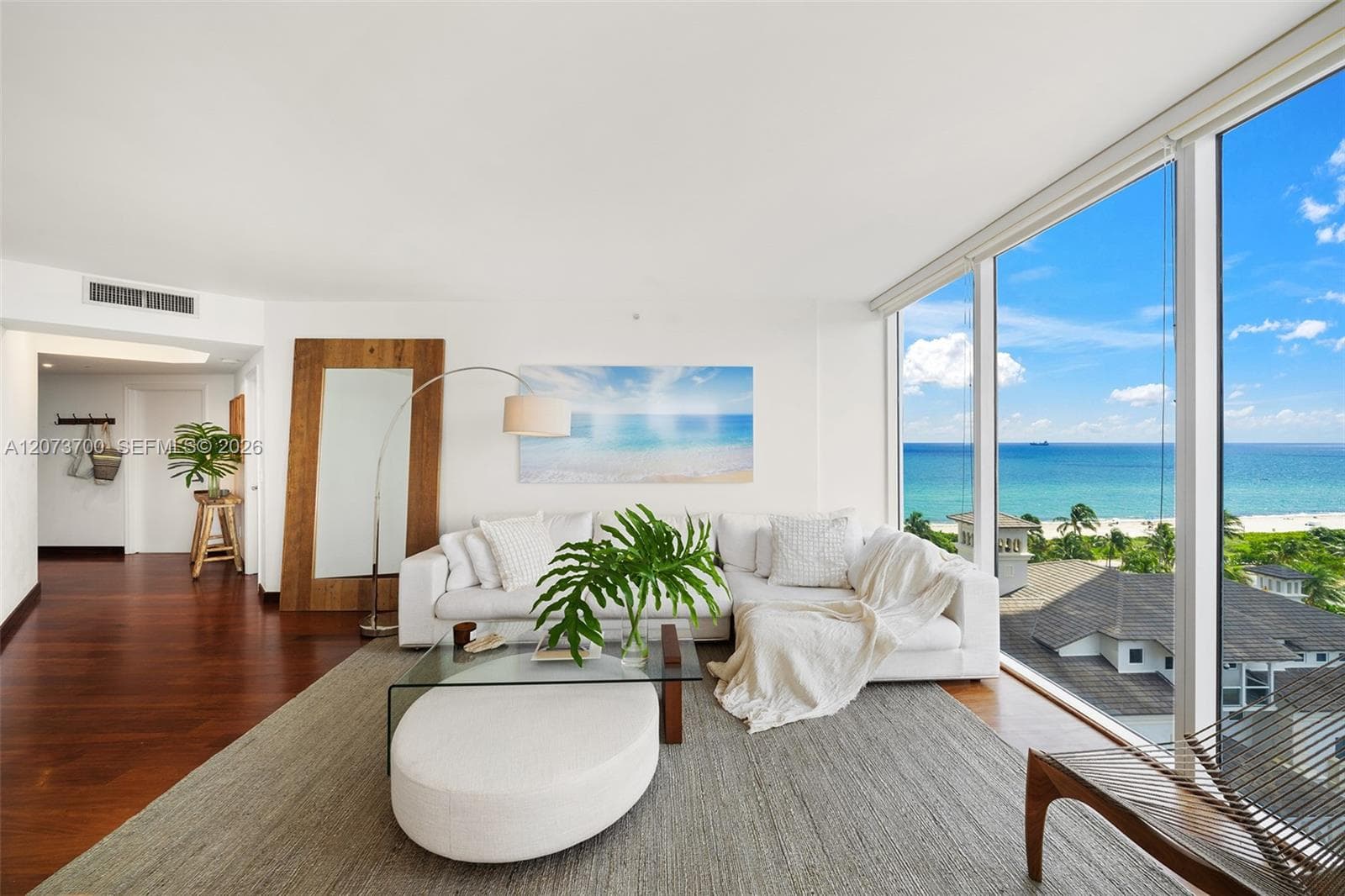 4779 Collins Ave 1005 photo 4