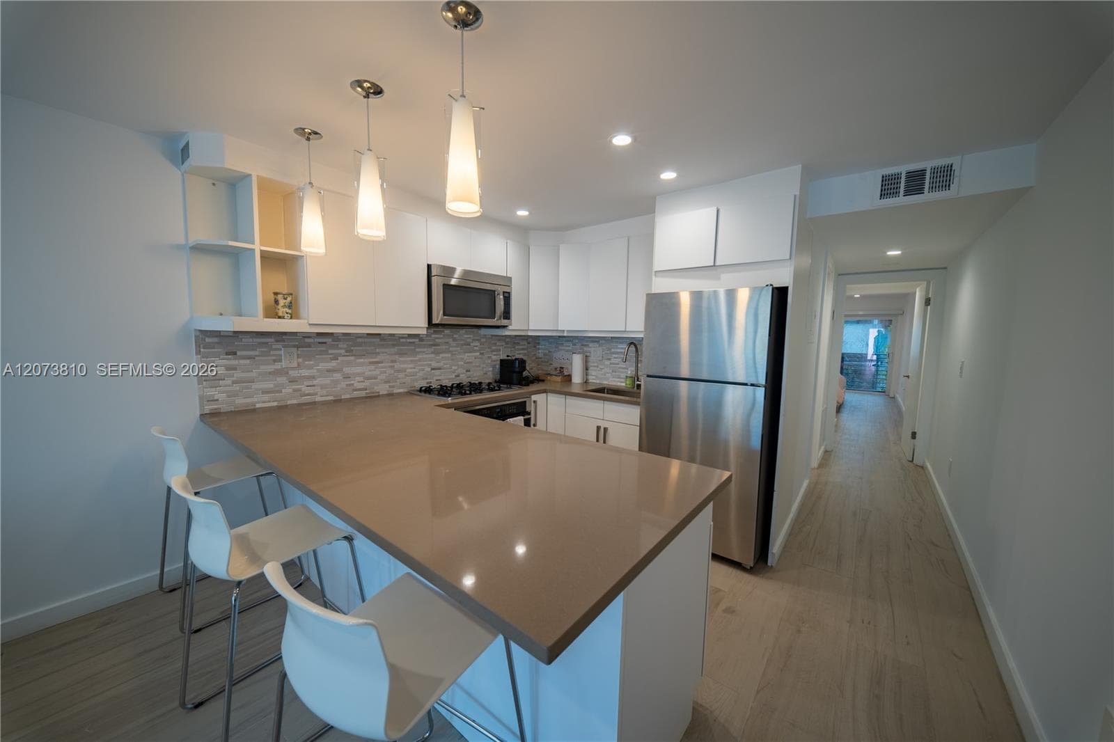 405 N Hibiscus Dr 202 photo 12