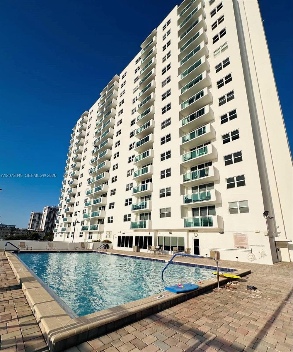 3000 S Ocean Dr 1218 photo 19