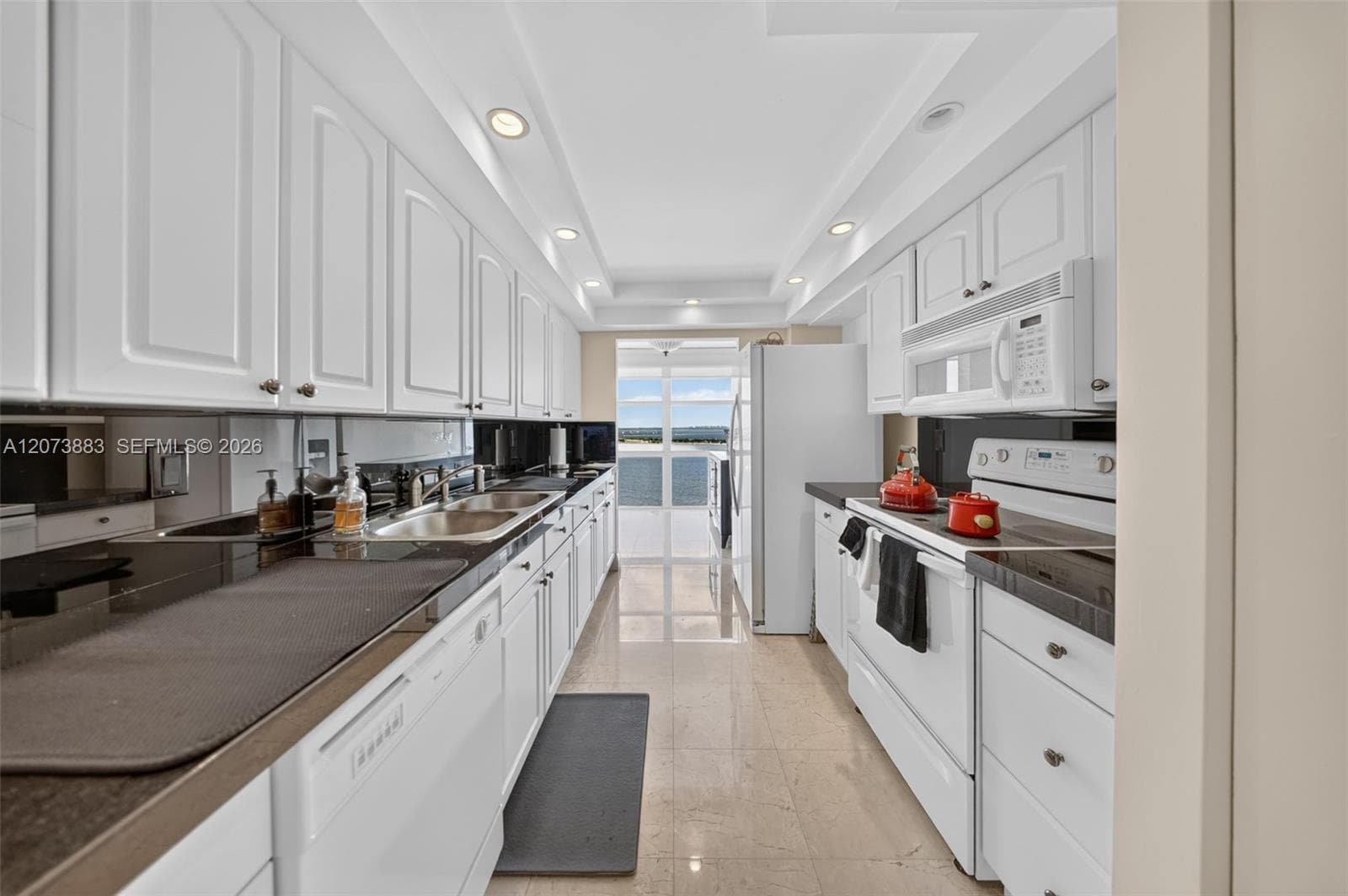 1915 Brickell Ave C1607 photo 18