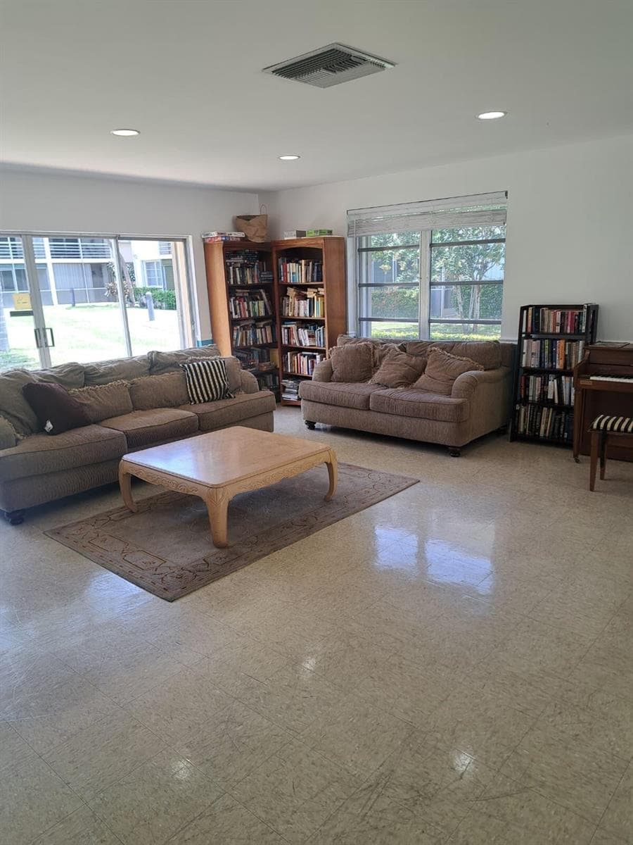 4502 N Federal Highway 231D photo 19