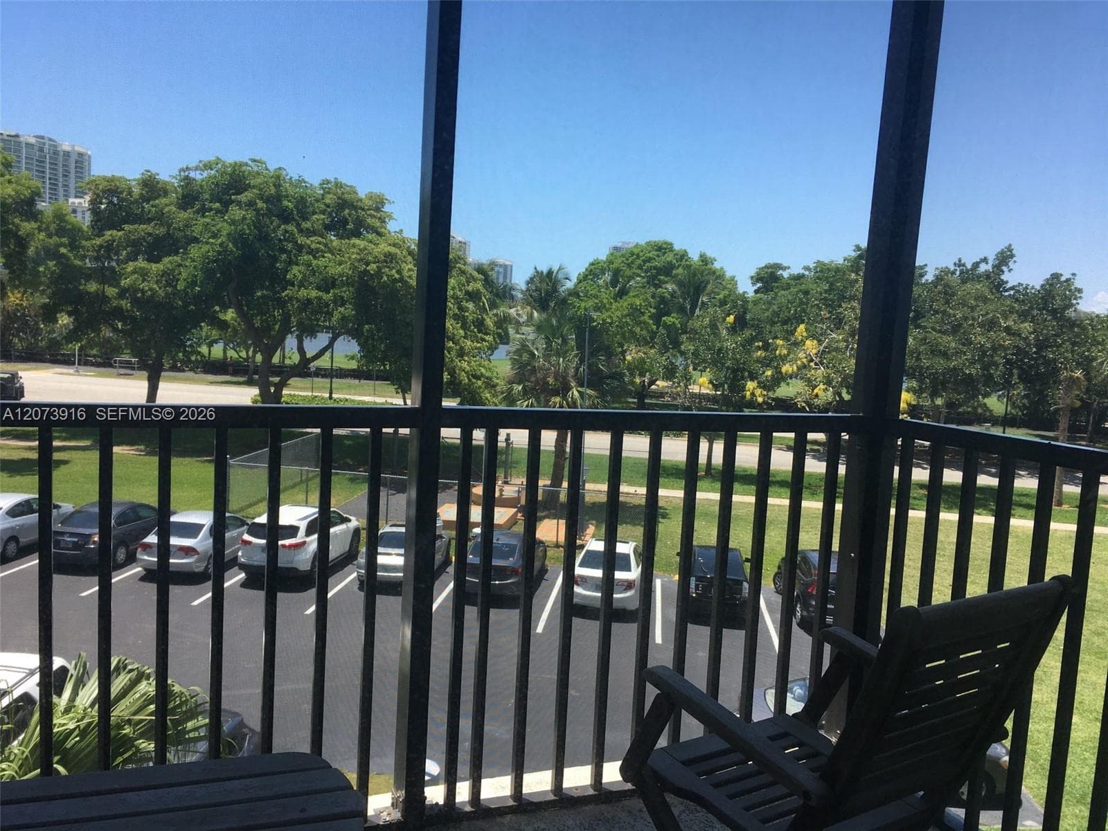 3475 N Country Club Dr 309 photo 1