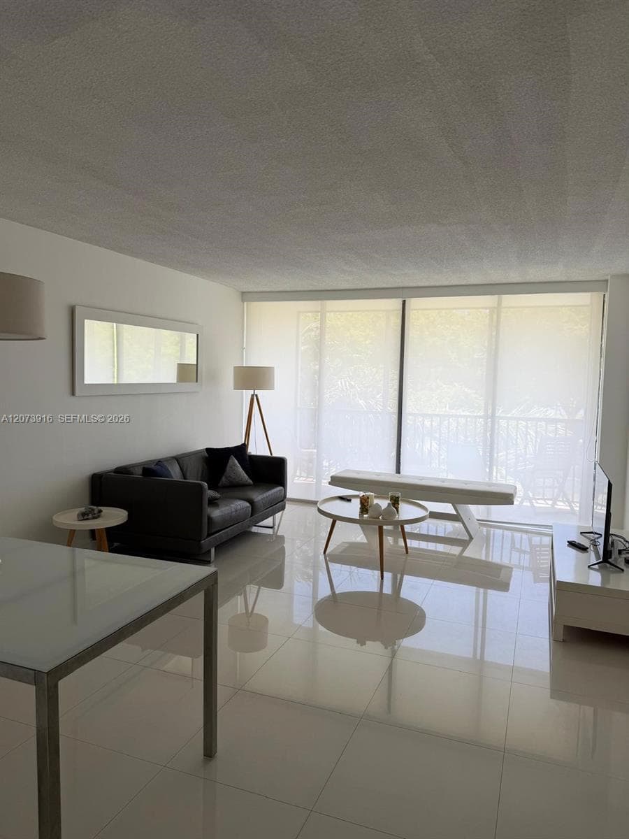 3475 N Country Club Dr 309 photo 4
