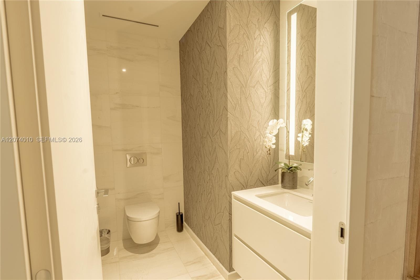 300 Biscayne Boulevard Way 3109W photo 4
